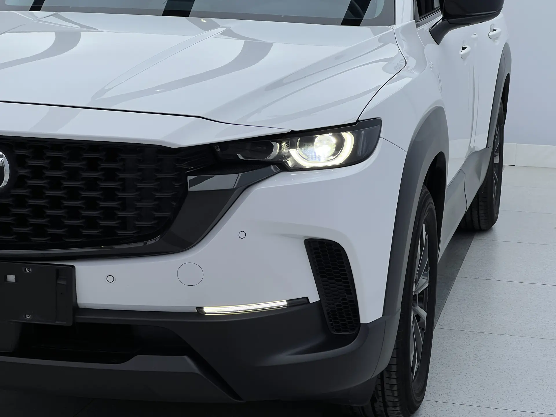 Mazda CX-50, 2023 все фото