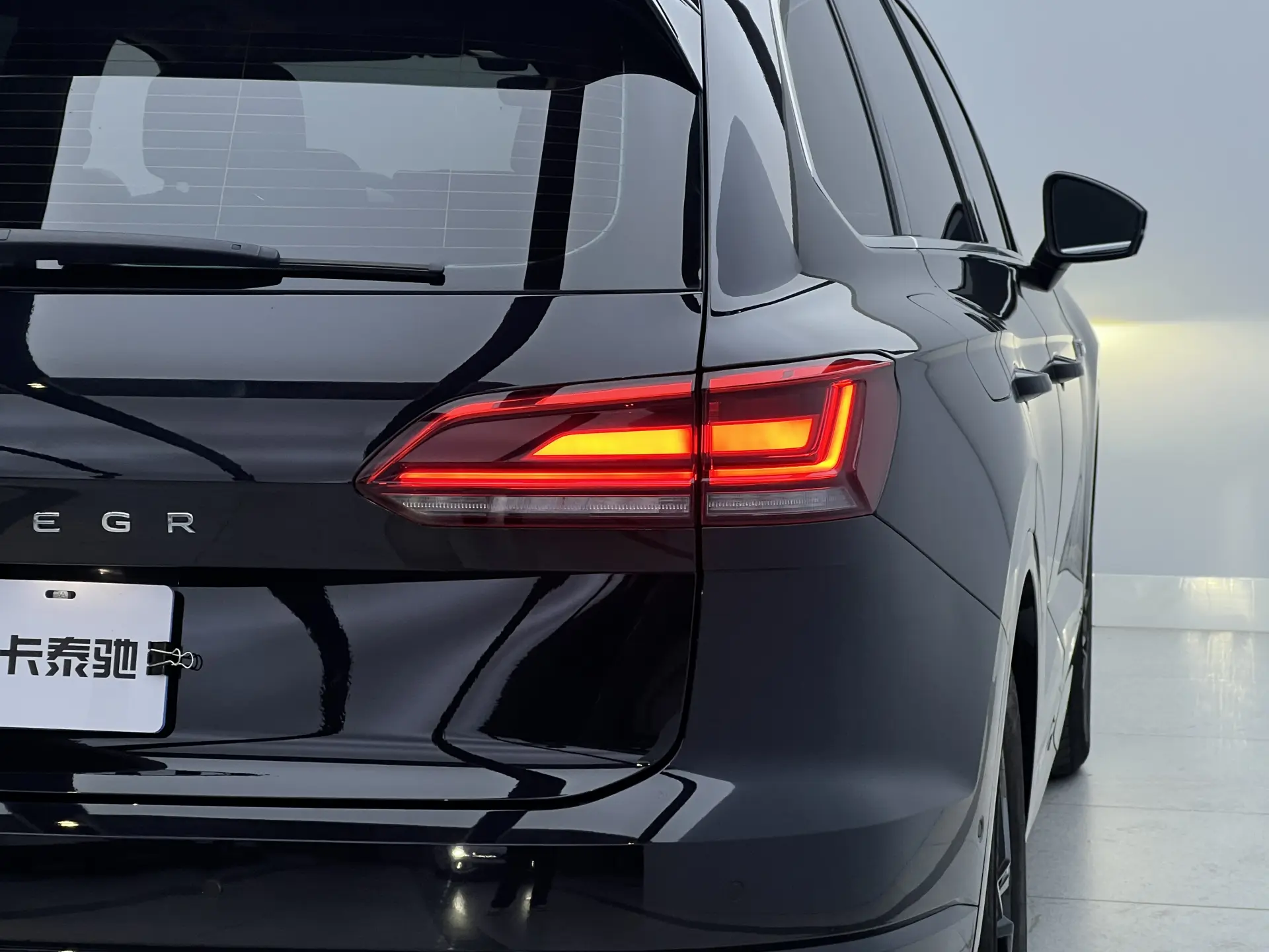 Volkswagen Touareg, 2022 6