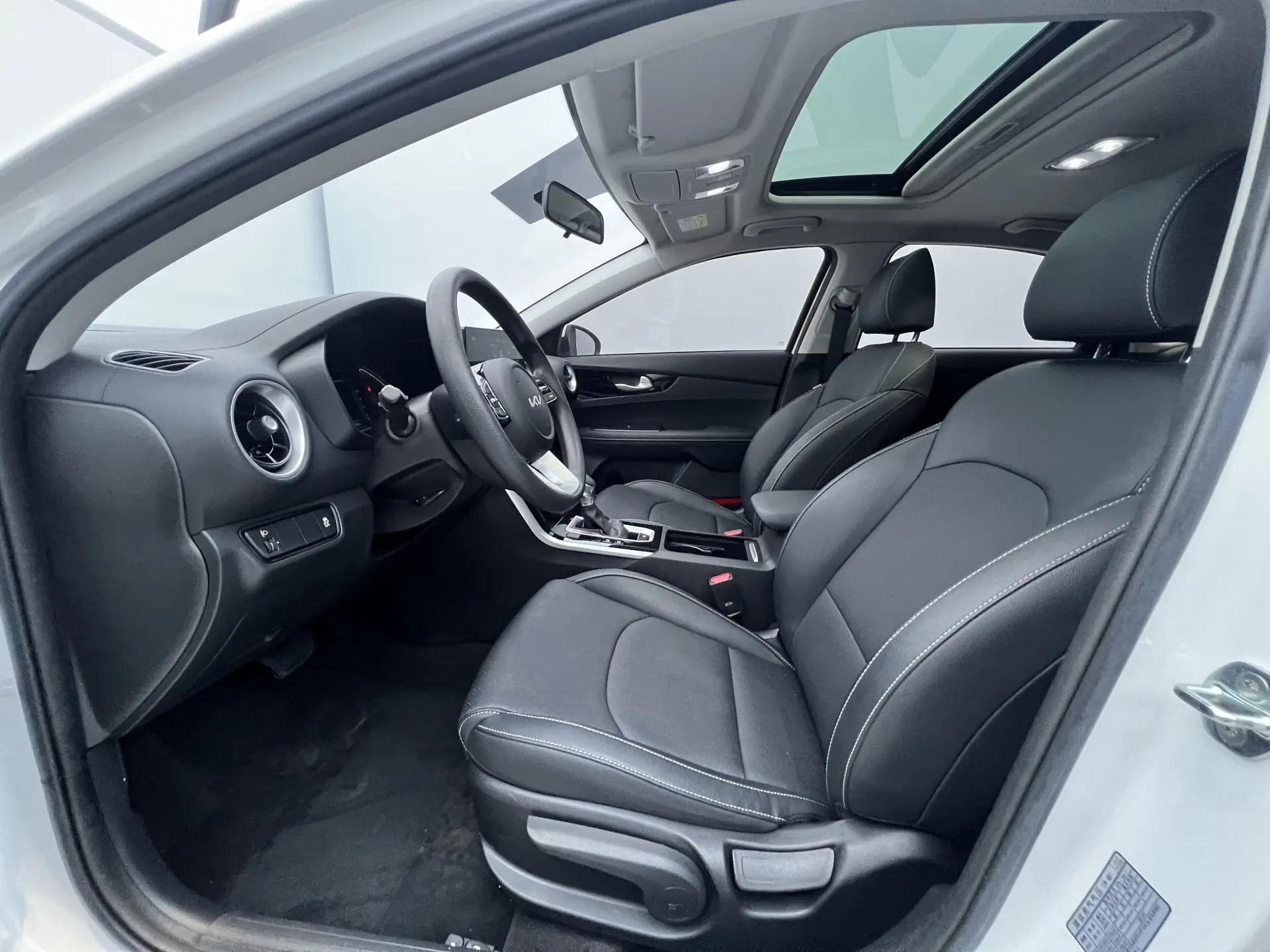 Kia K3, 2022 11