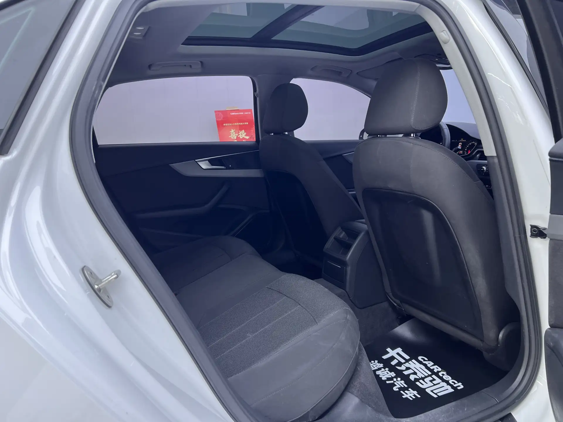 Audi A4L 40 TFSI, 2019 23