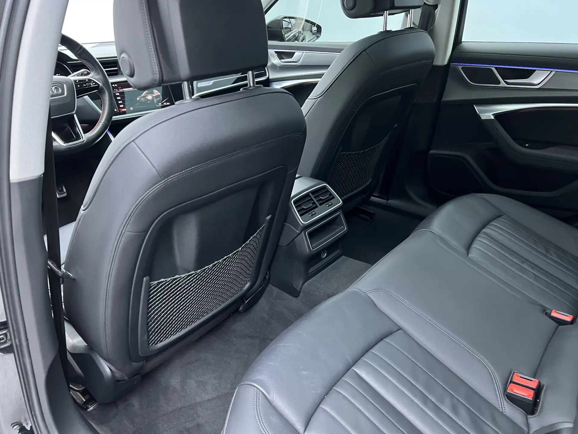 Audi A6, 2021 14
