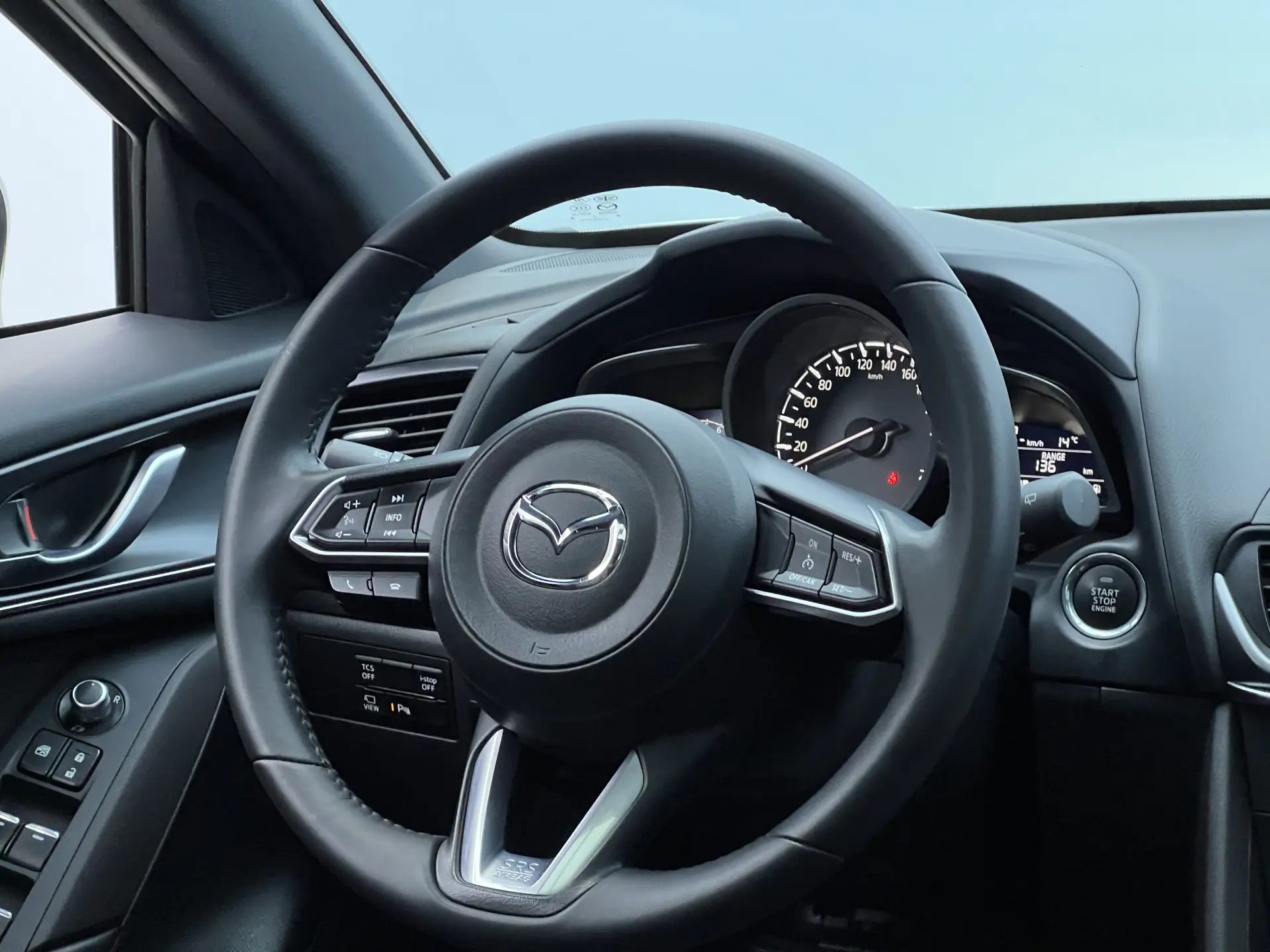 Mazda CX-4, 2023 24