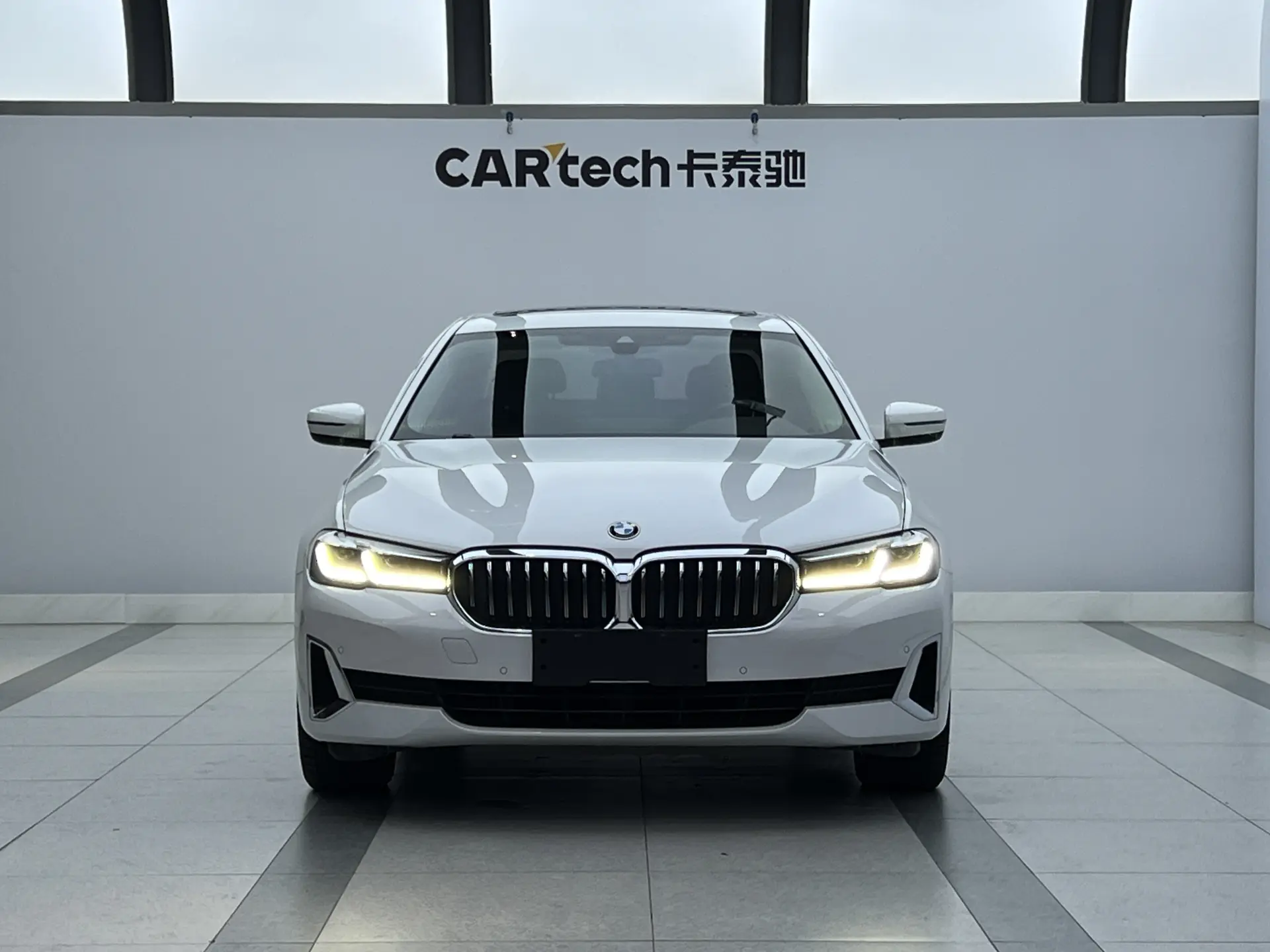 BMW 530Li, 2021 2