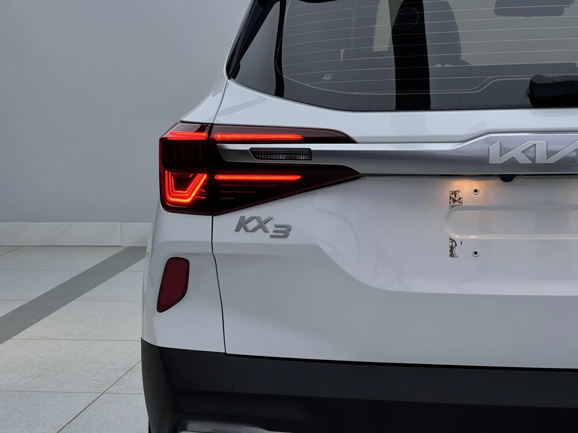 Kia KX3, 2023 6