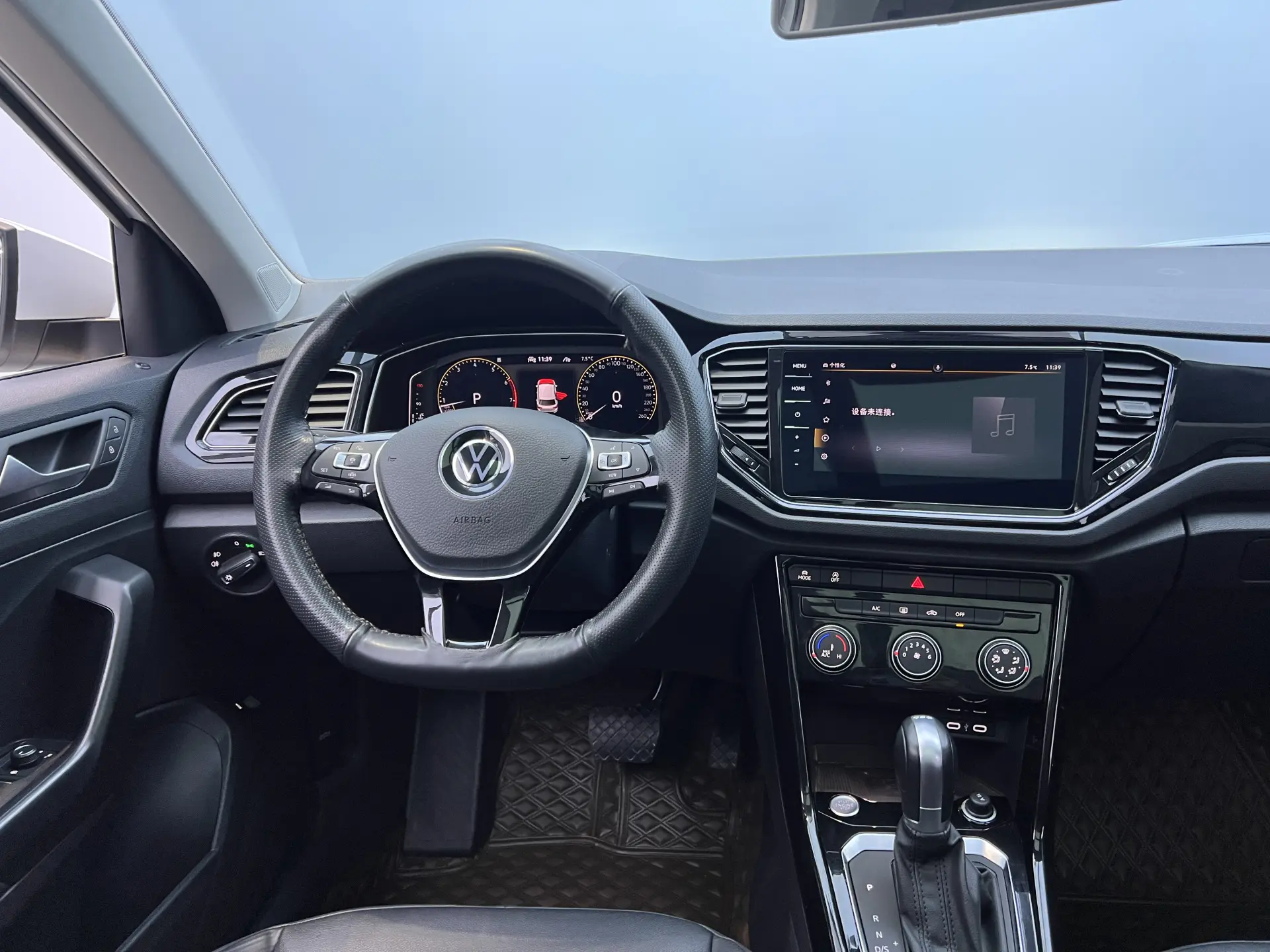 Volkswagen T-ROC, 2022 24
