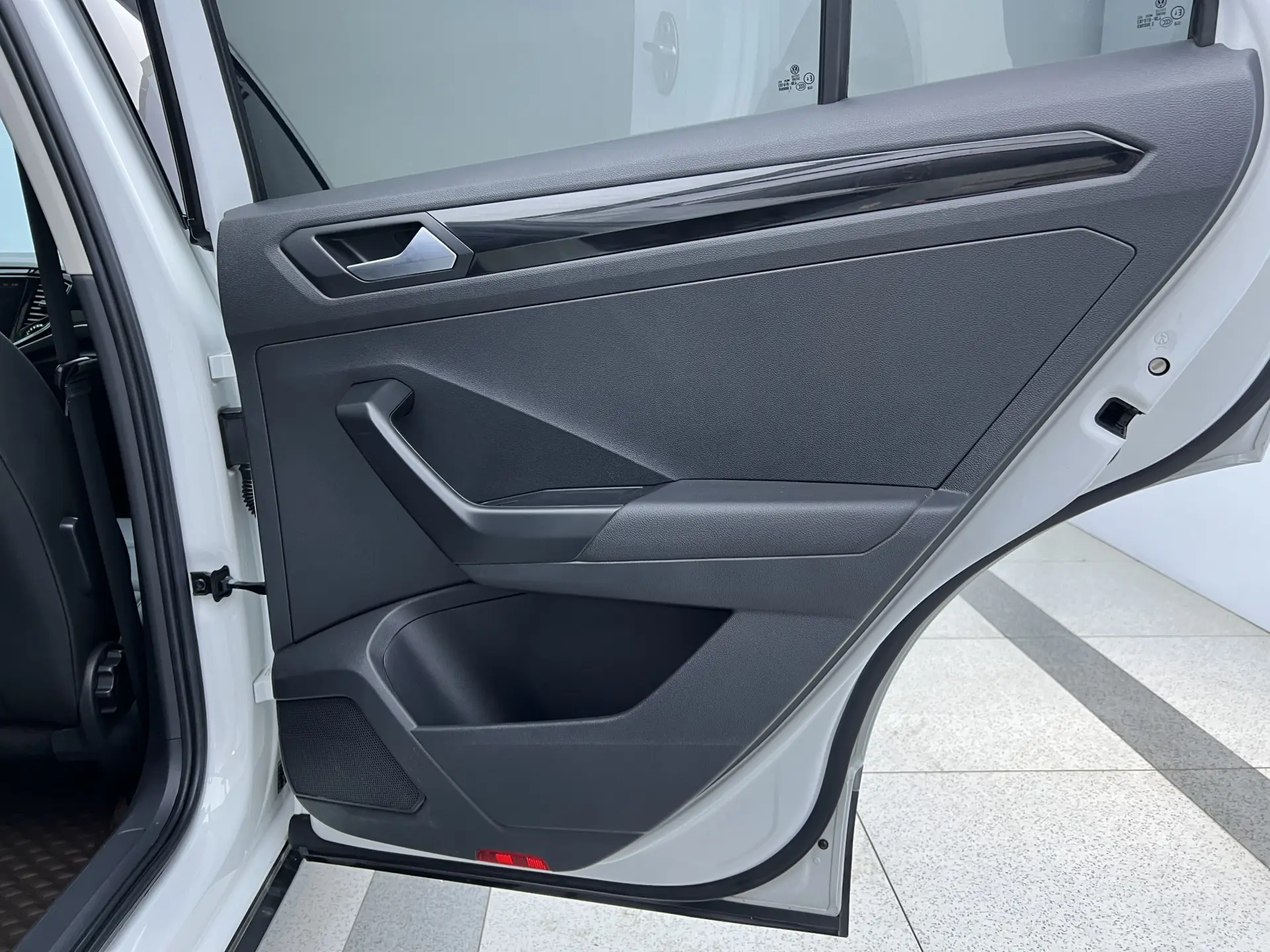 Volkswagen T-ROC, 2022 18