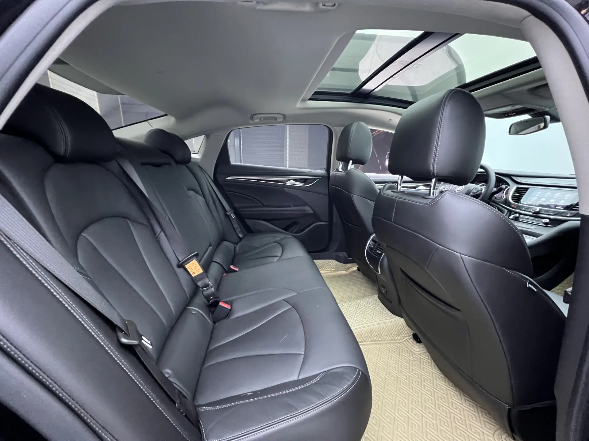 Buick LaCrosse, 2022 16