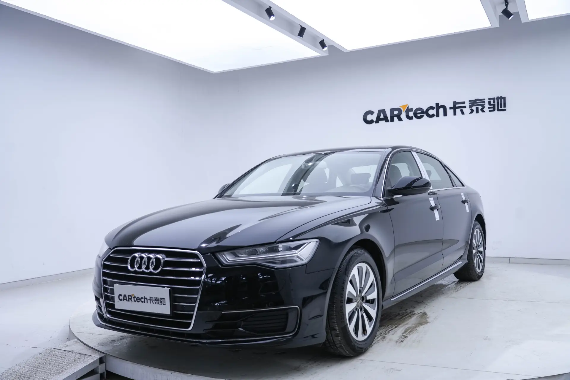 Audi A6L 30