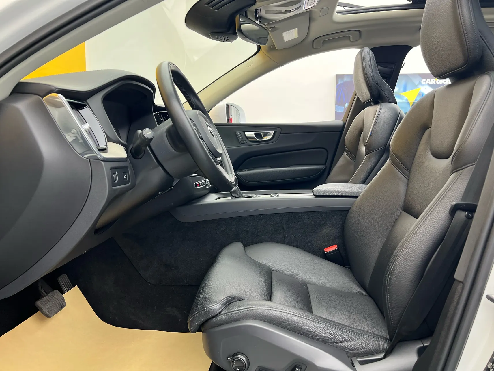 Volvo XC60, 2021 18