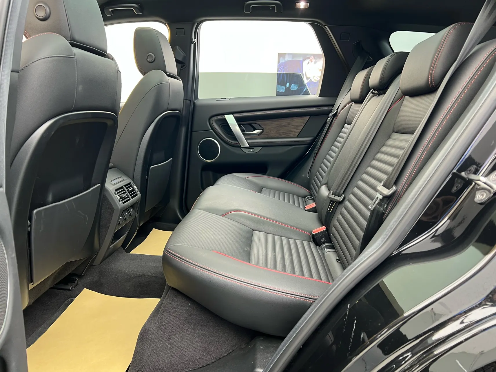 Land Rover Discovery Sport, 2022 33