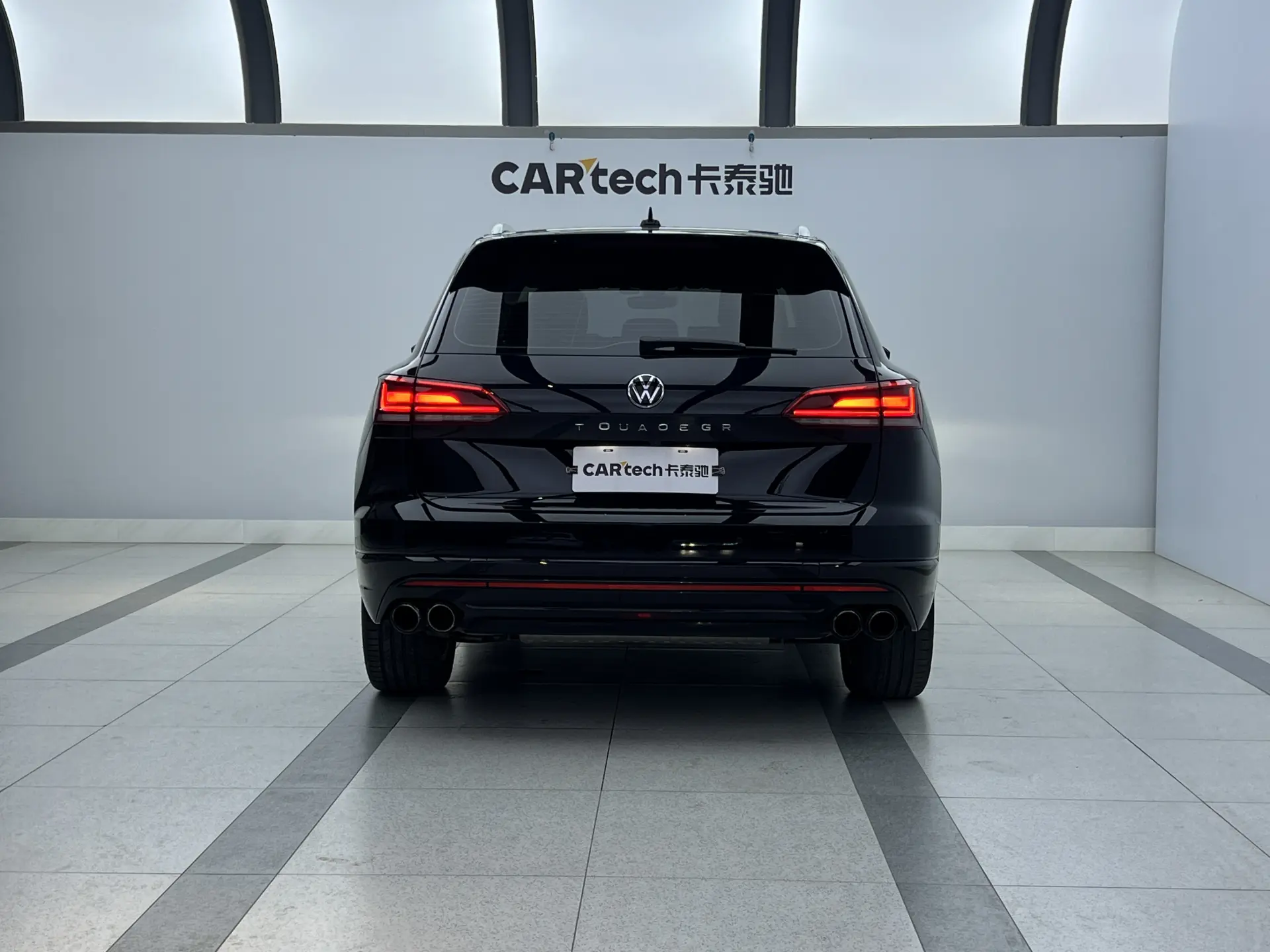 Volkswagen Touareg, 2022 3