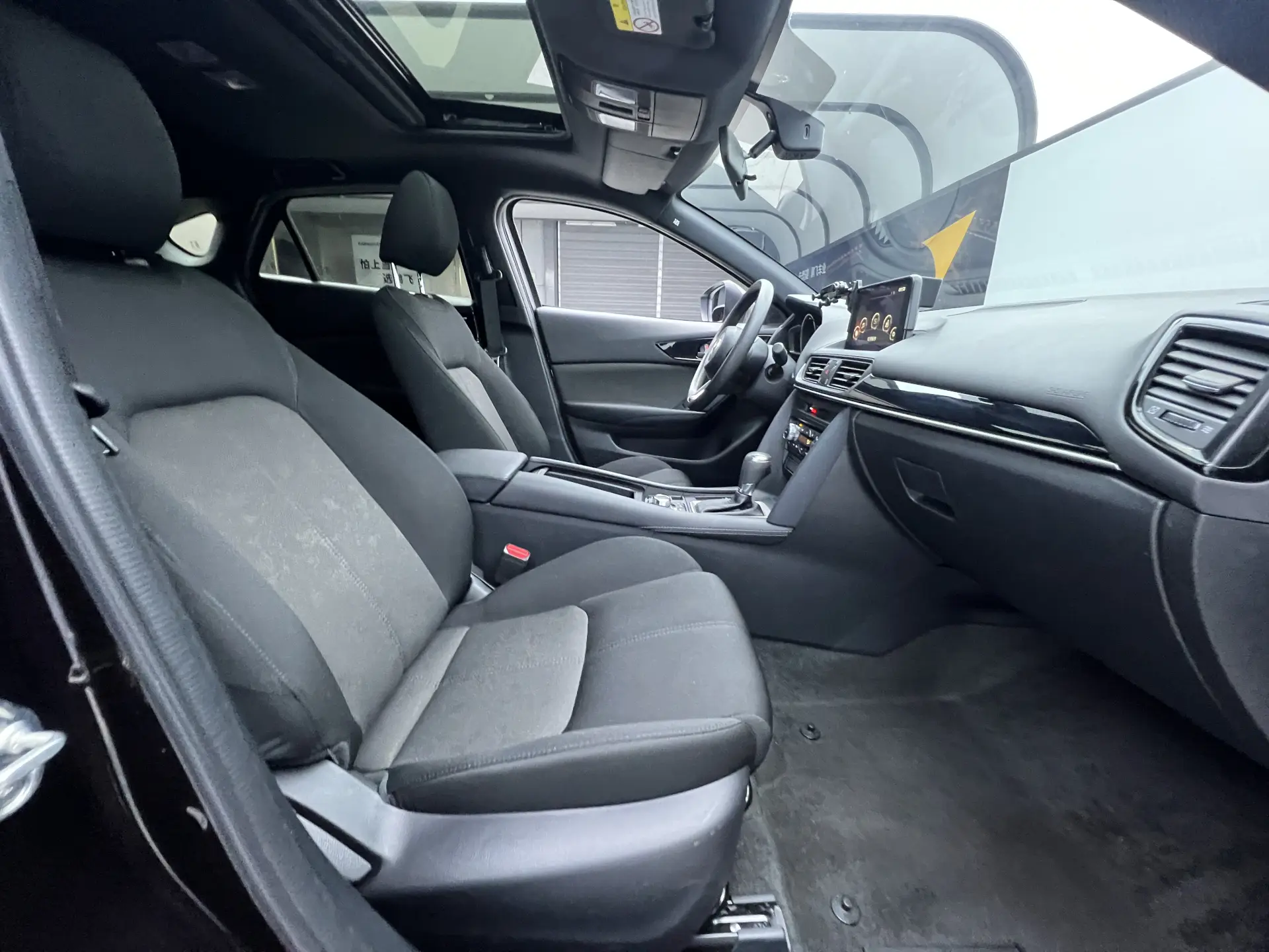 Mazda CX-4, 2023 18