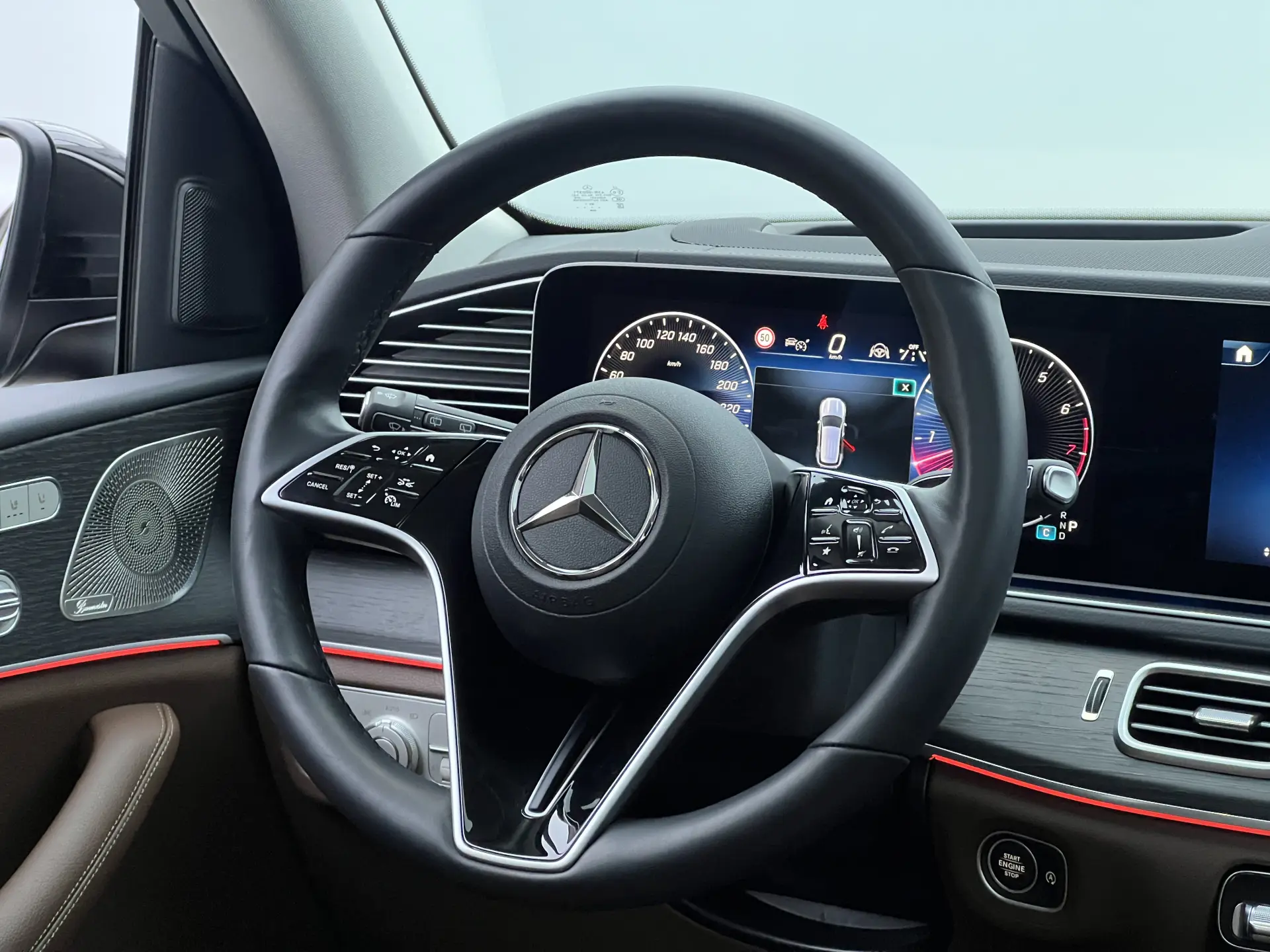 Mercedes-Benz GLE 450 4MATIC, 2025 27