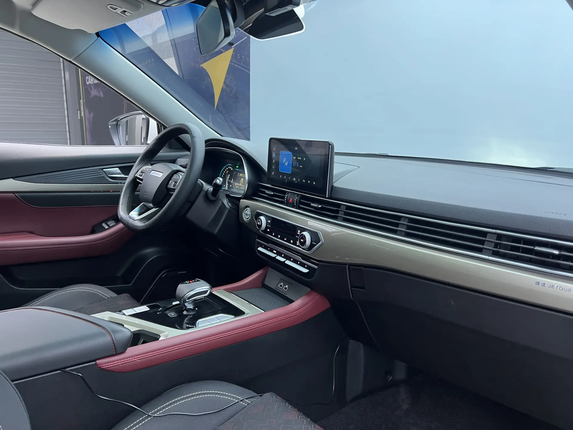 Jetour X70, 2023 20