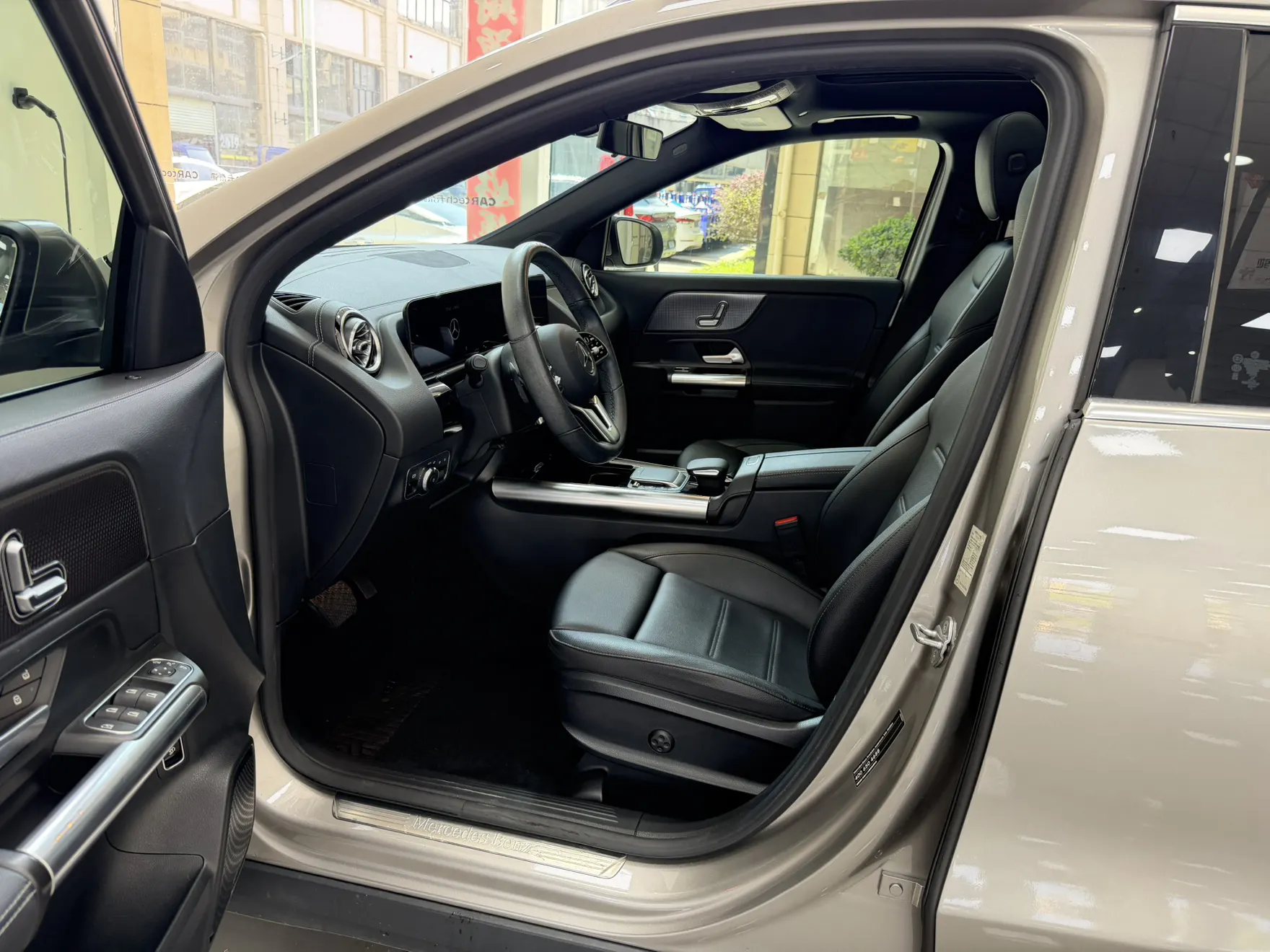 Mercedes-Benz GLA 200, 2021 11