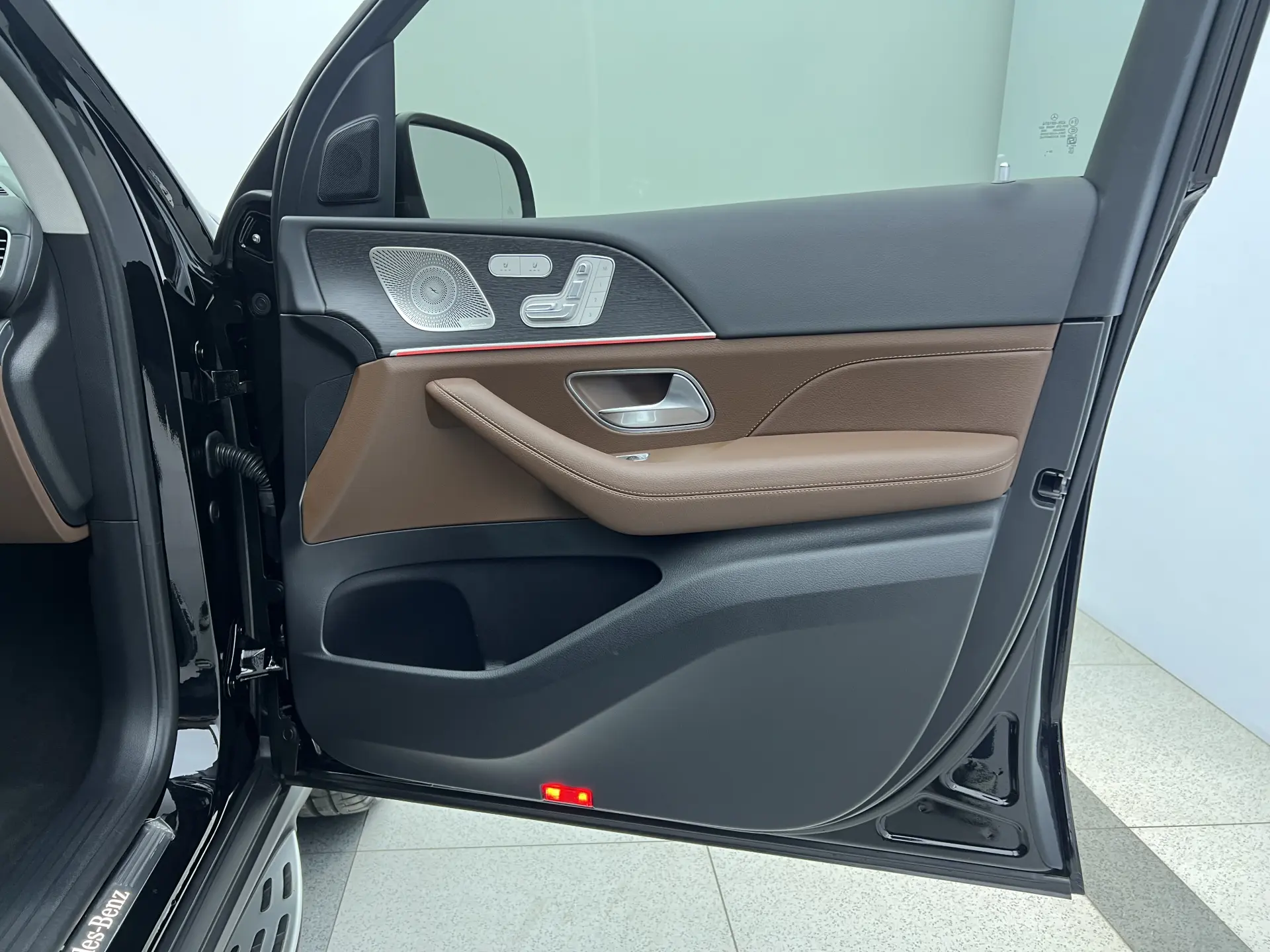 Mercedes-Benz GLE 450 4MATIC, 2025 24