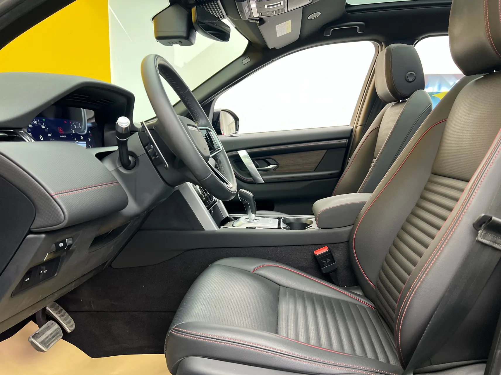 Land Rover Discovery Sport, 2022 18