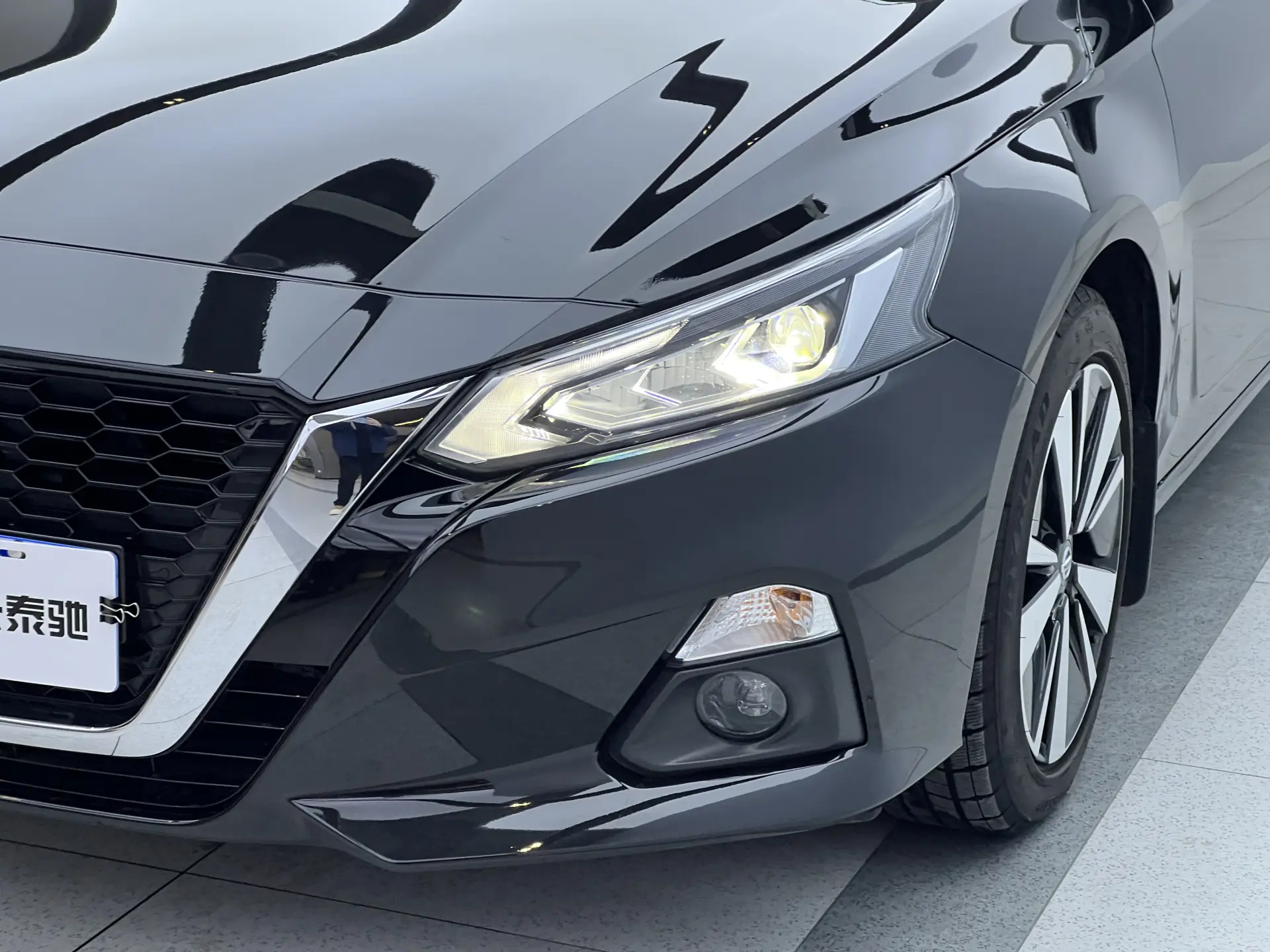 Nissan Teana, 2023 все фото