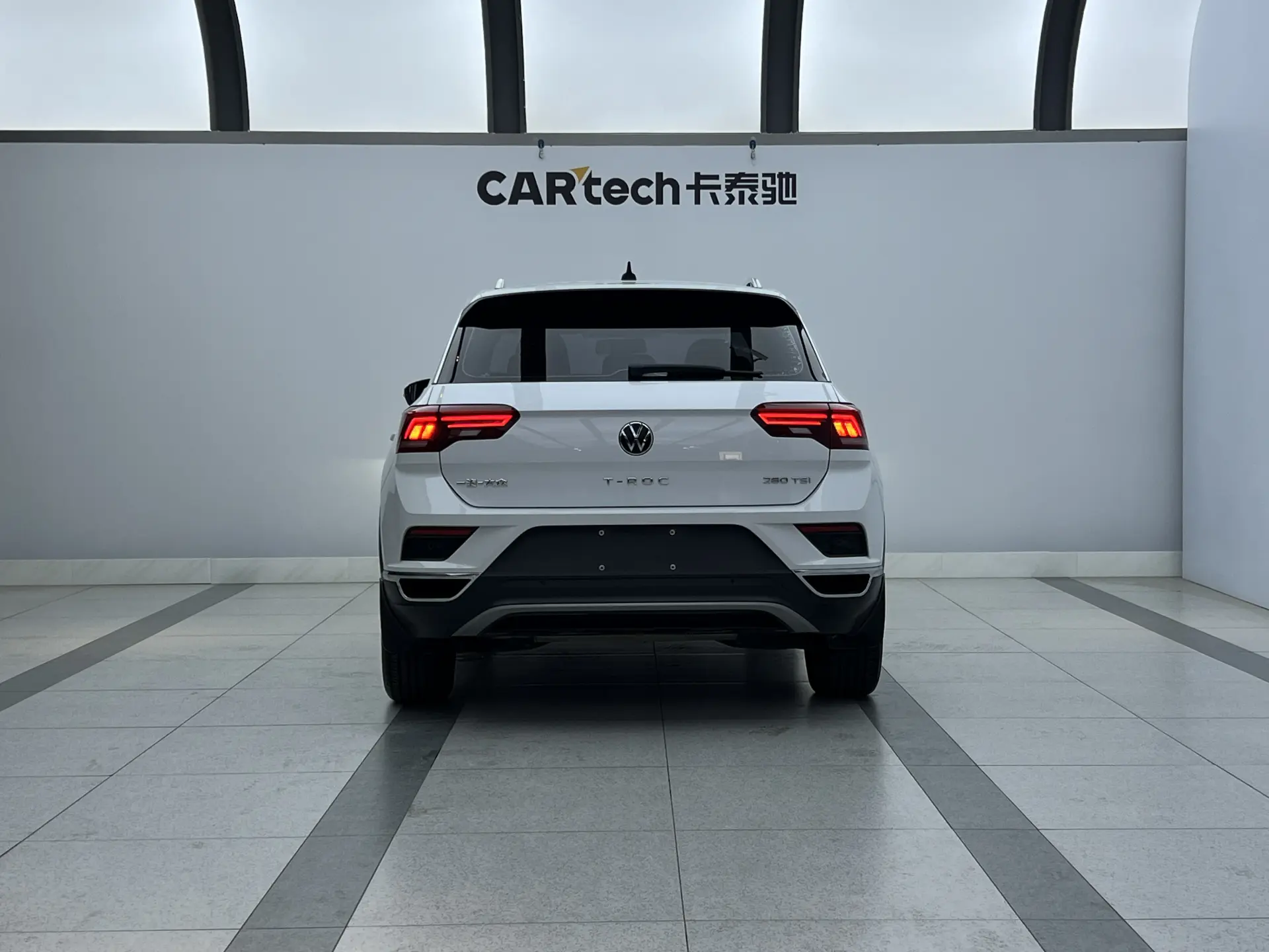 Volkswagen T-ROC, 2022 3