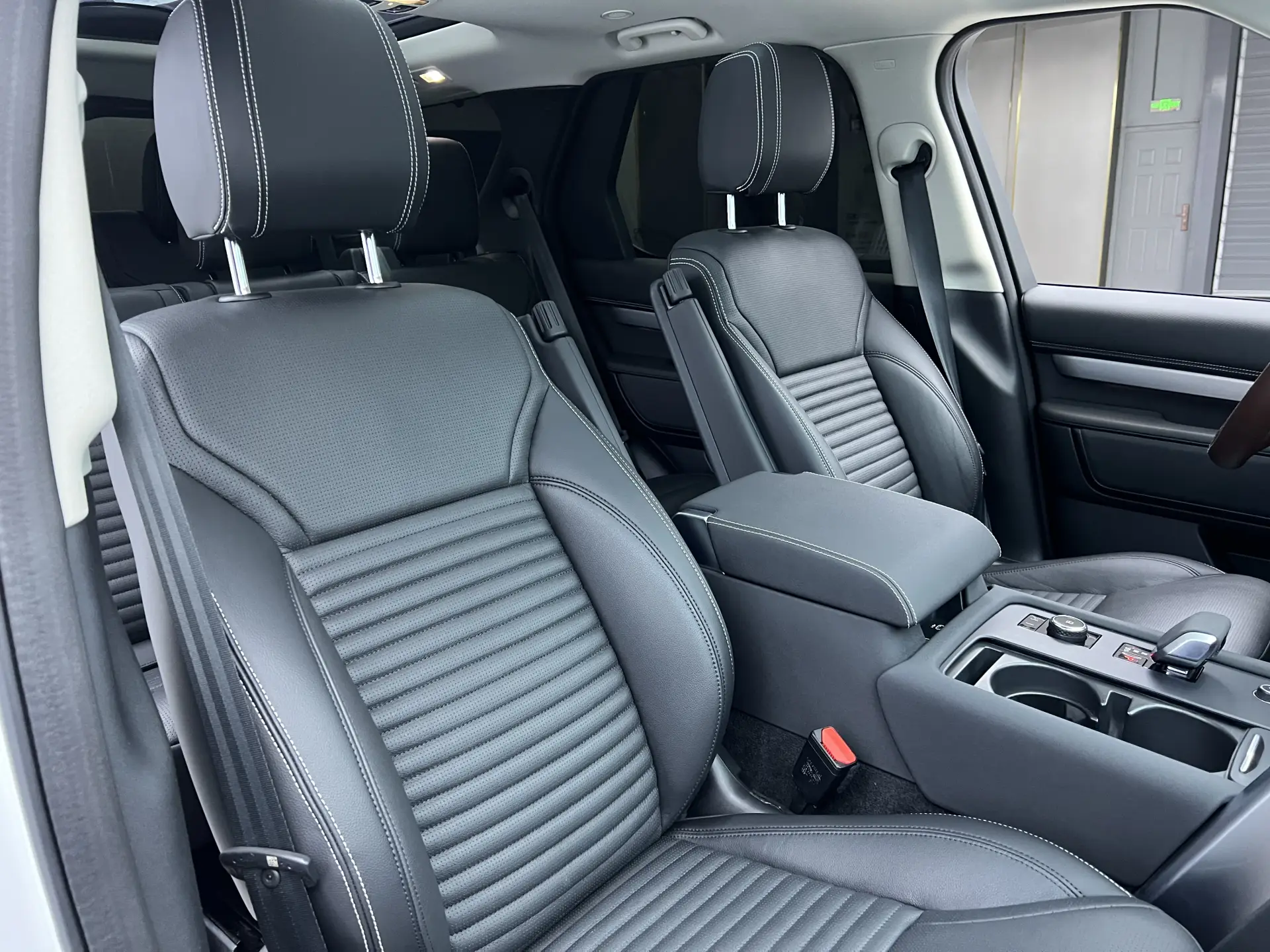 Land Rover Discovery, 2023 22