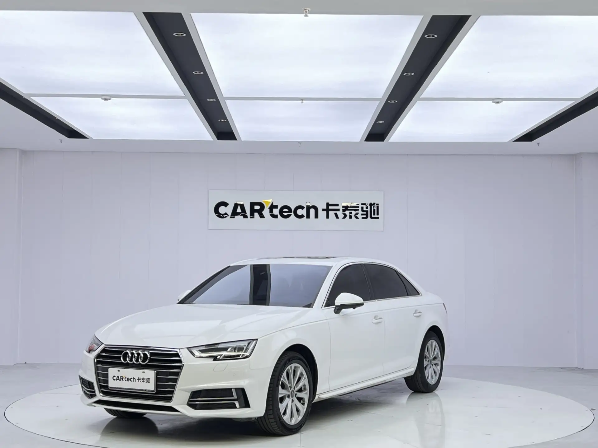 Audi A4L 40 TFSI