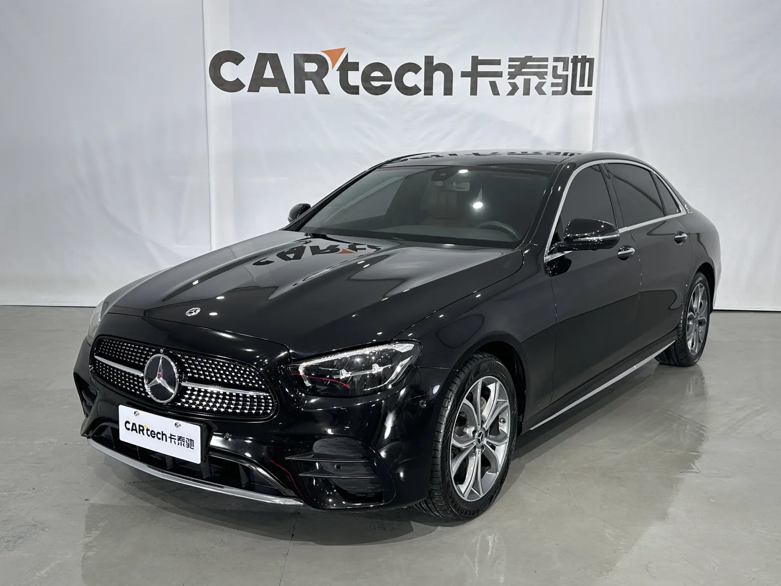 Mercedes-Benz E 300 L, 2023 11