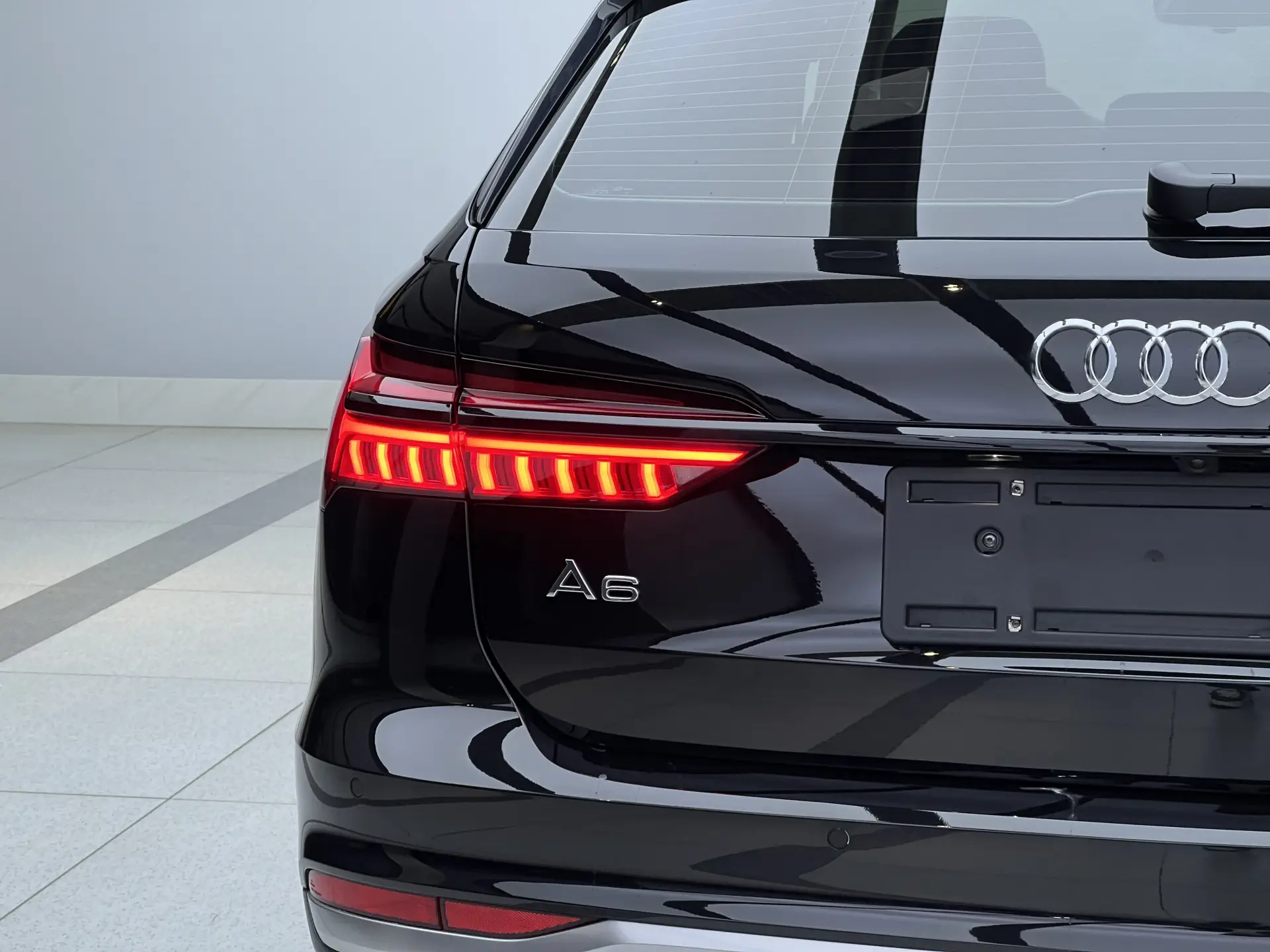 Audi A6, 2021 6