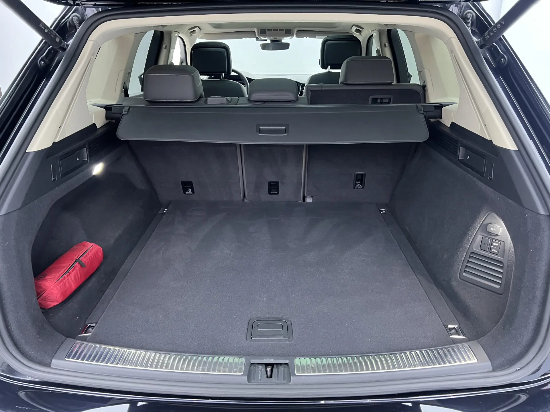 Volkswagen Touareg, 2022 29