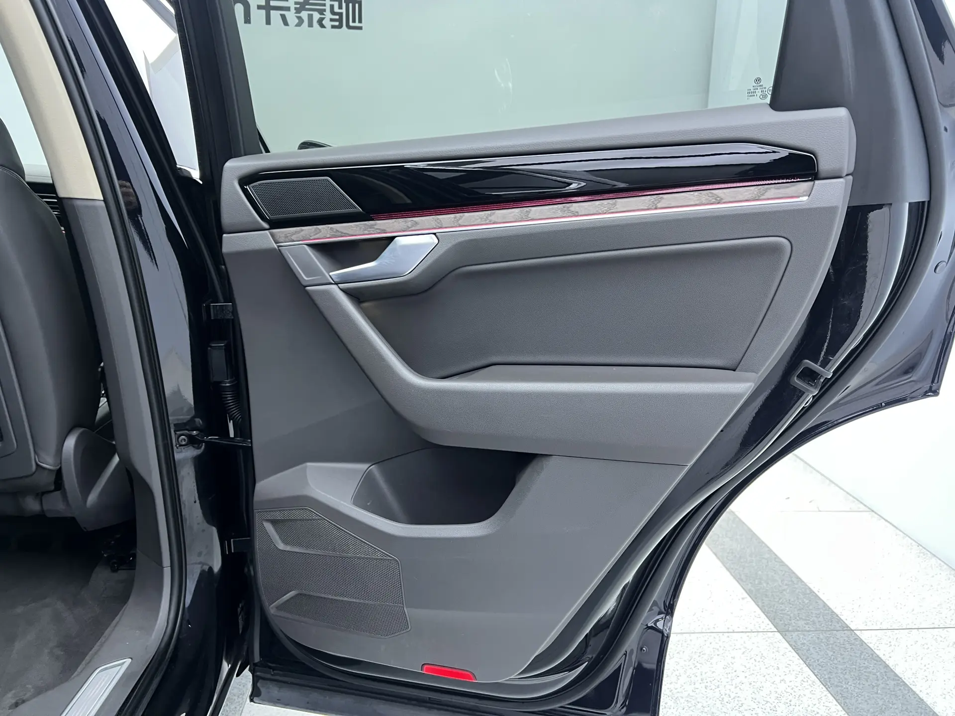 Volkswagen Touareg, 2022 19