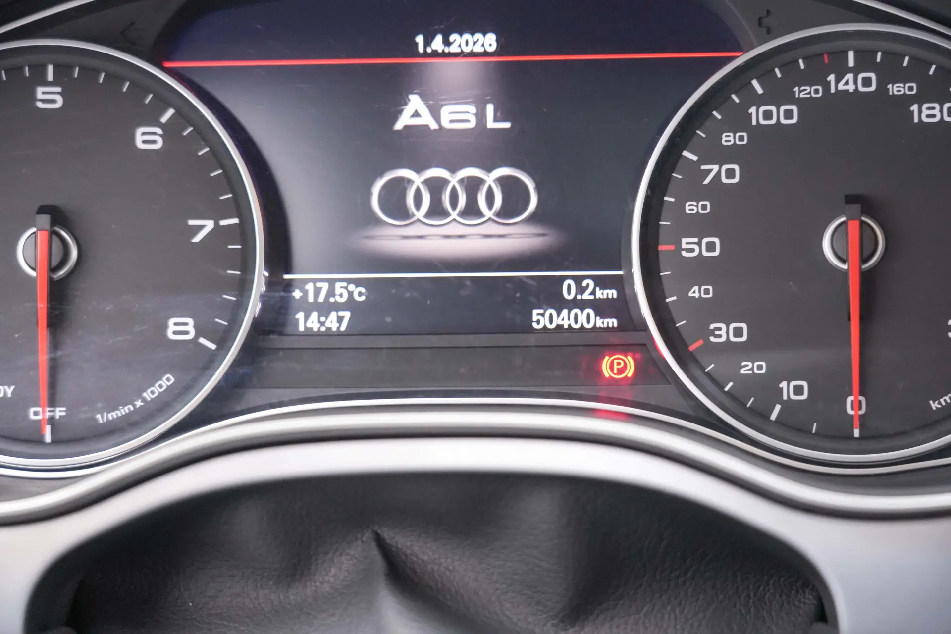 Audi A6L 30, 2017 18
