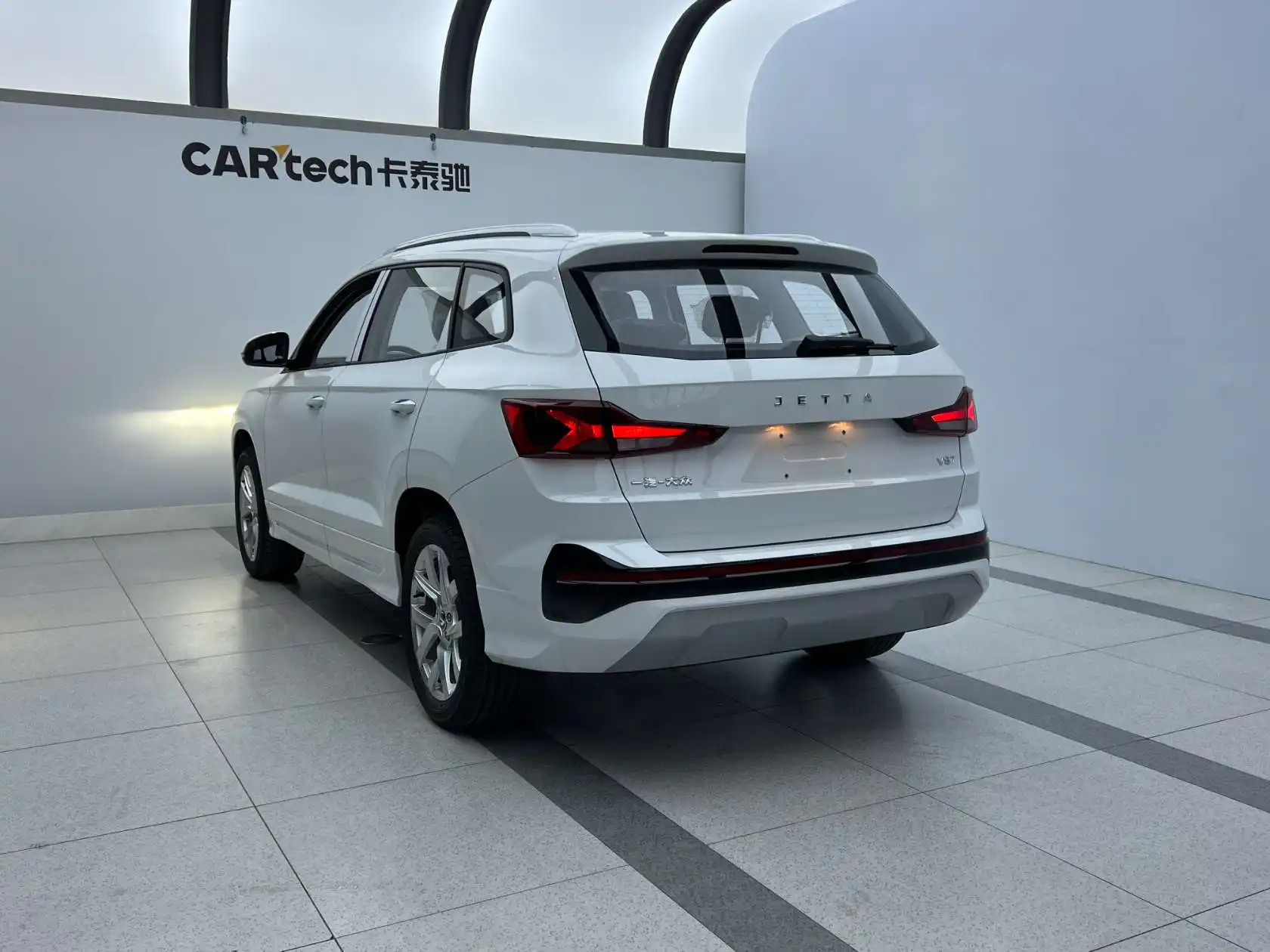Jetta VS7, 2026 4