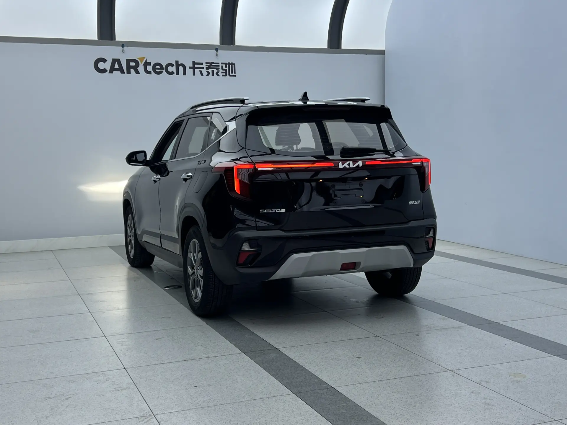 Kia Seltos, 2024 4