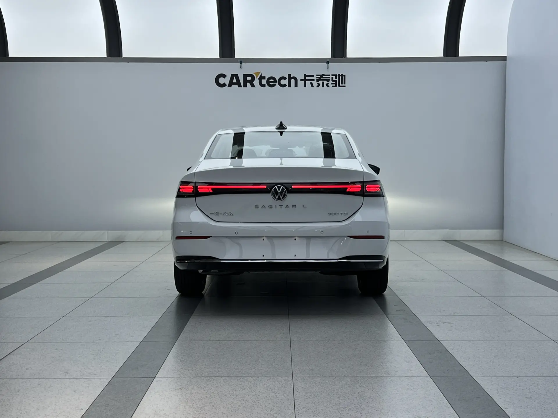 Volkswagen Sagitar, 2025 2