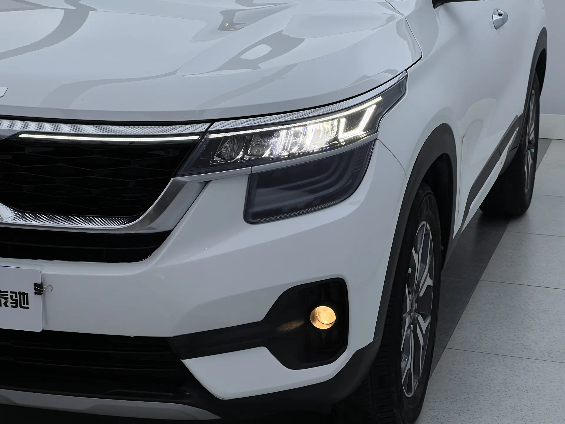 Kia KX3, 2023 4