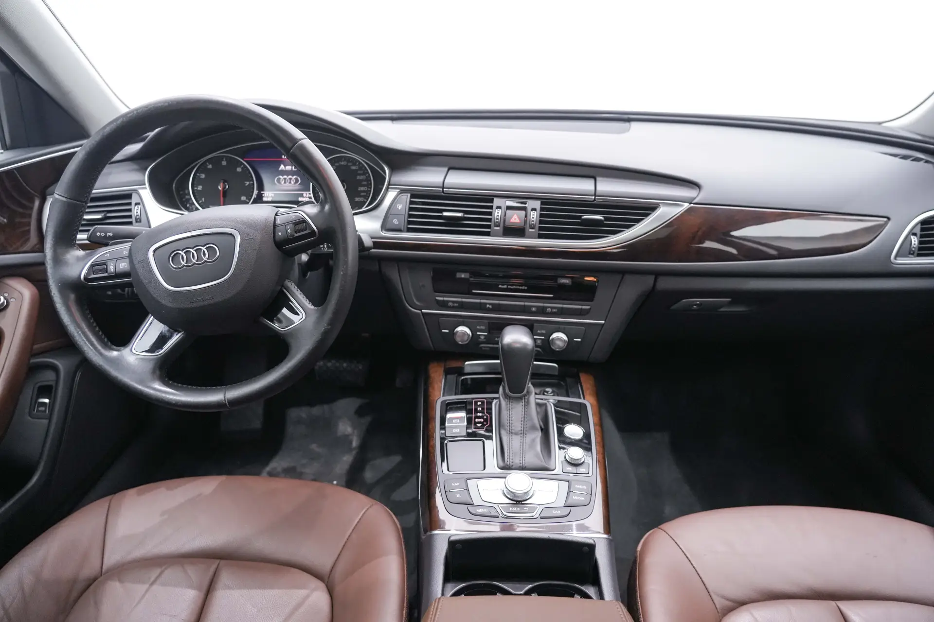 Audi A6L 30, 2017 16
