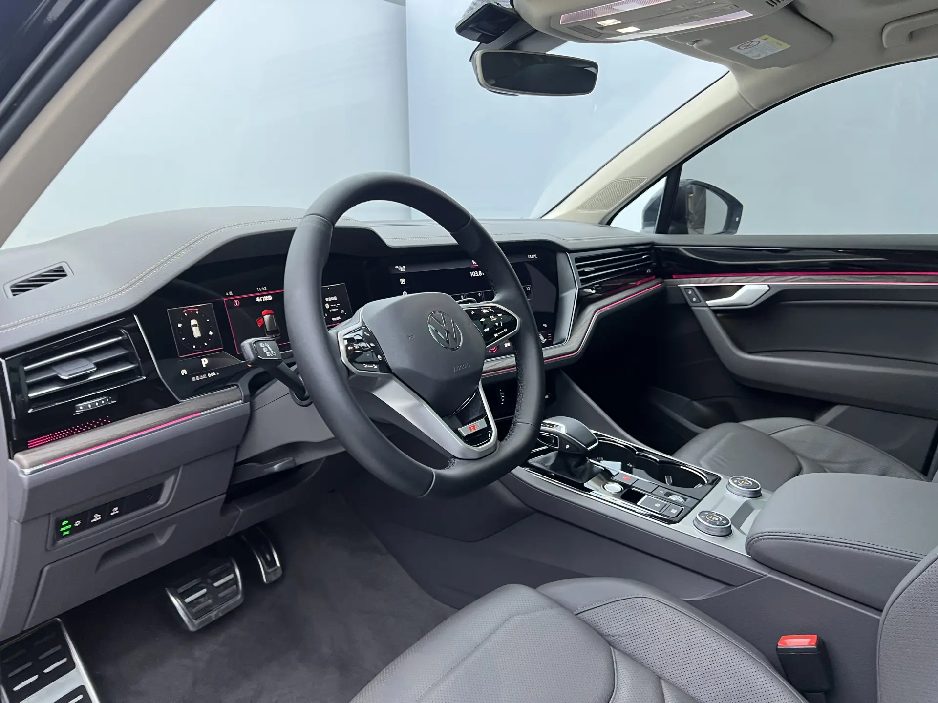 Volkswagen Touareg, 2022 9