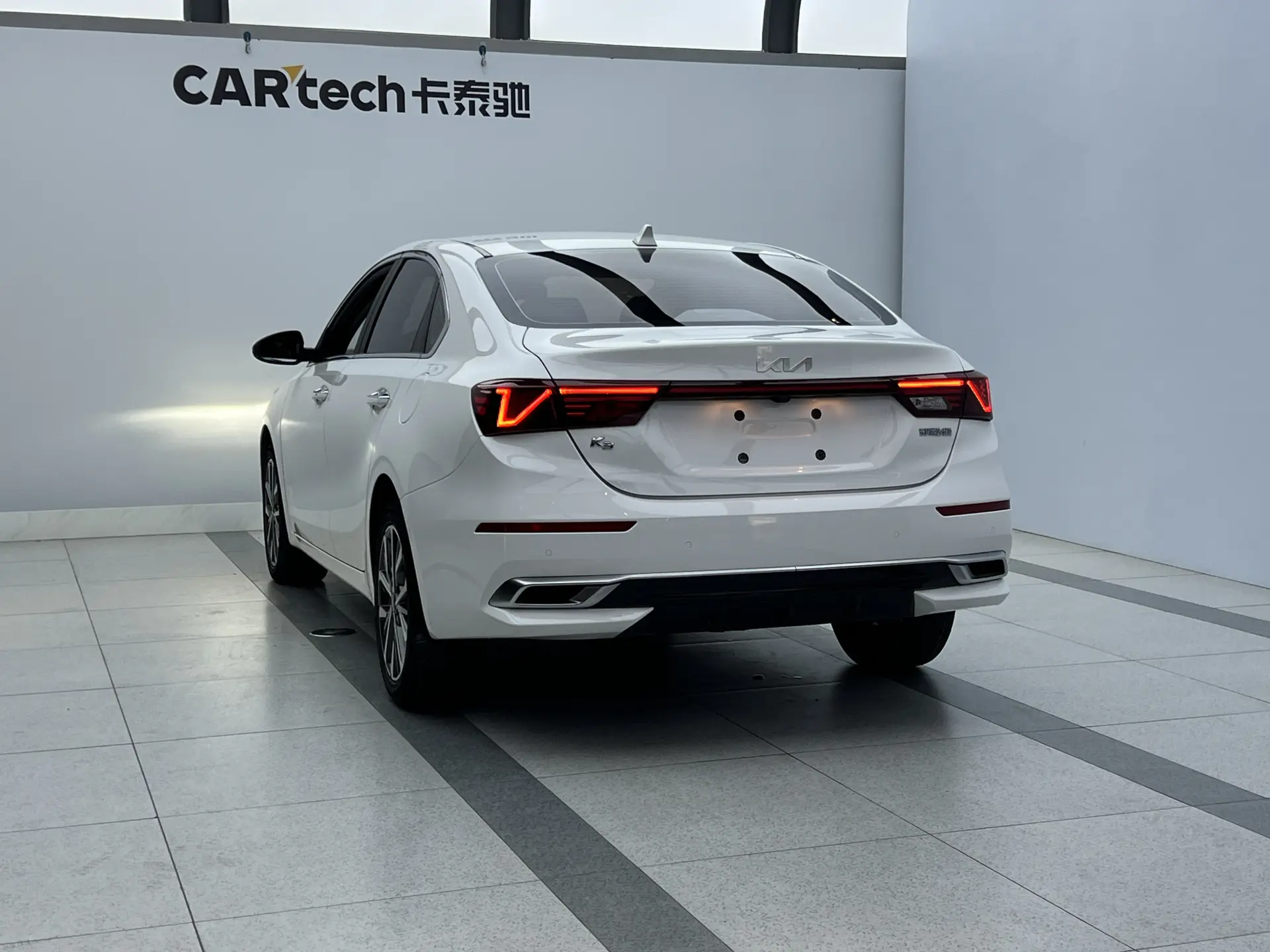Kia K3, 2022 4