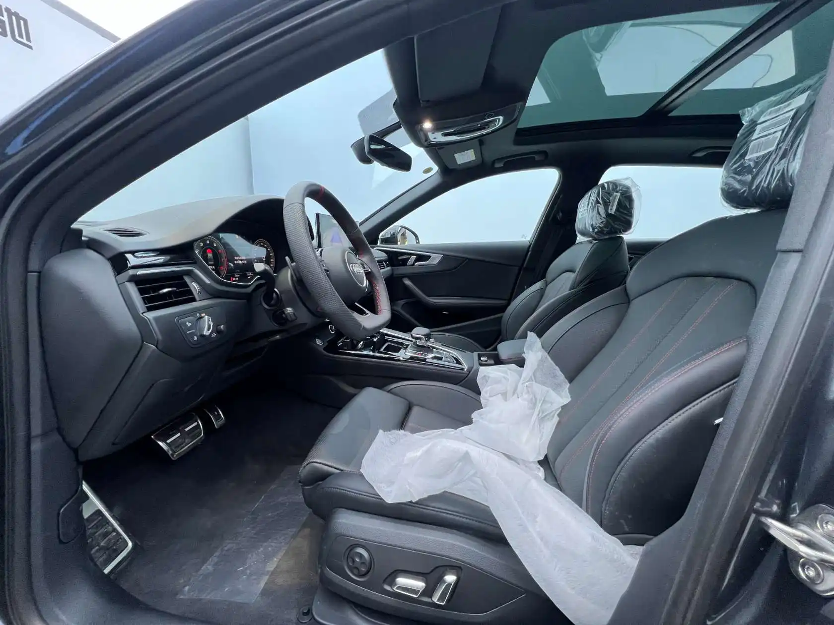 Audi A4L, 2025 8