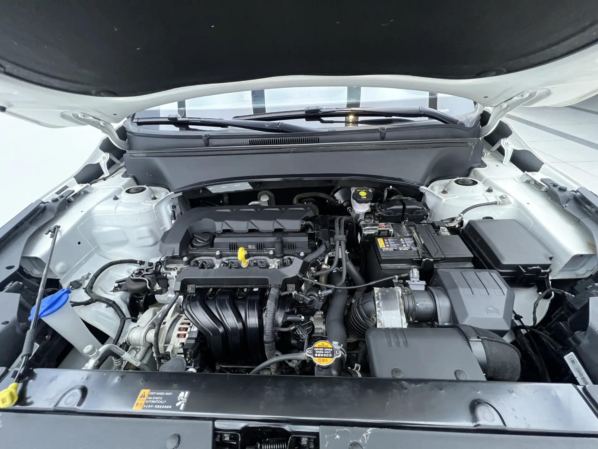 Kia KX3, 2023 25