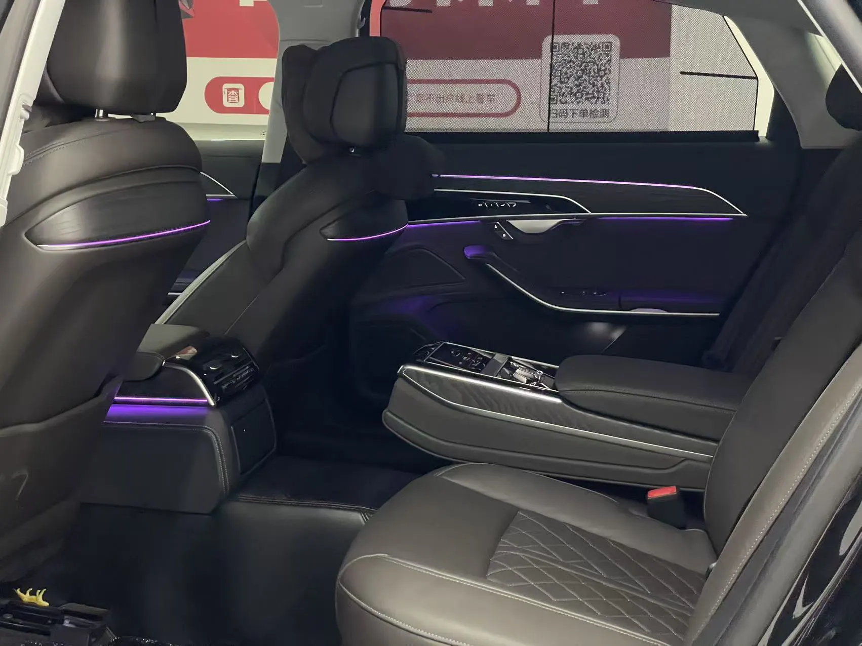 Audi A8L 50 TFSI, 2024 22