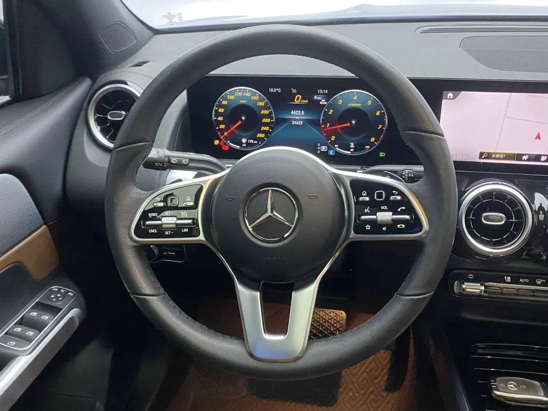 Mercedes-Benz GLB, 2023 16