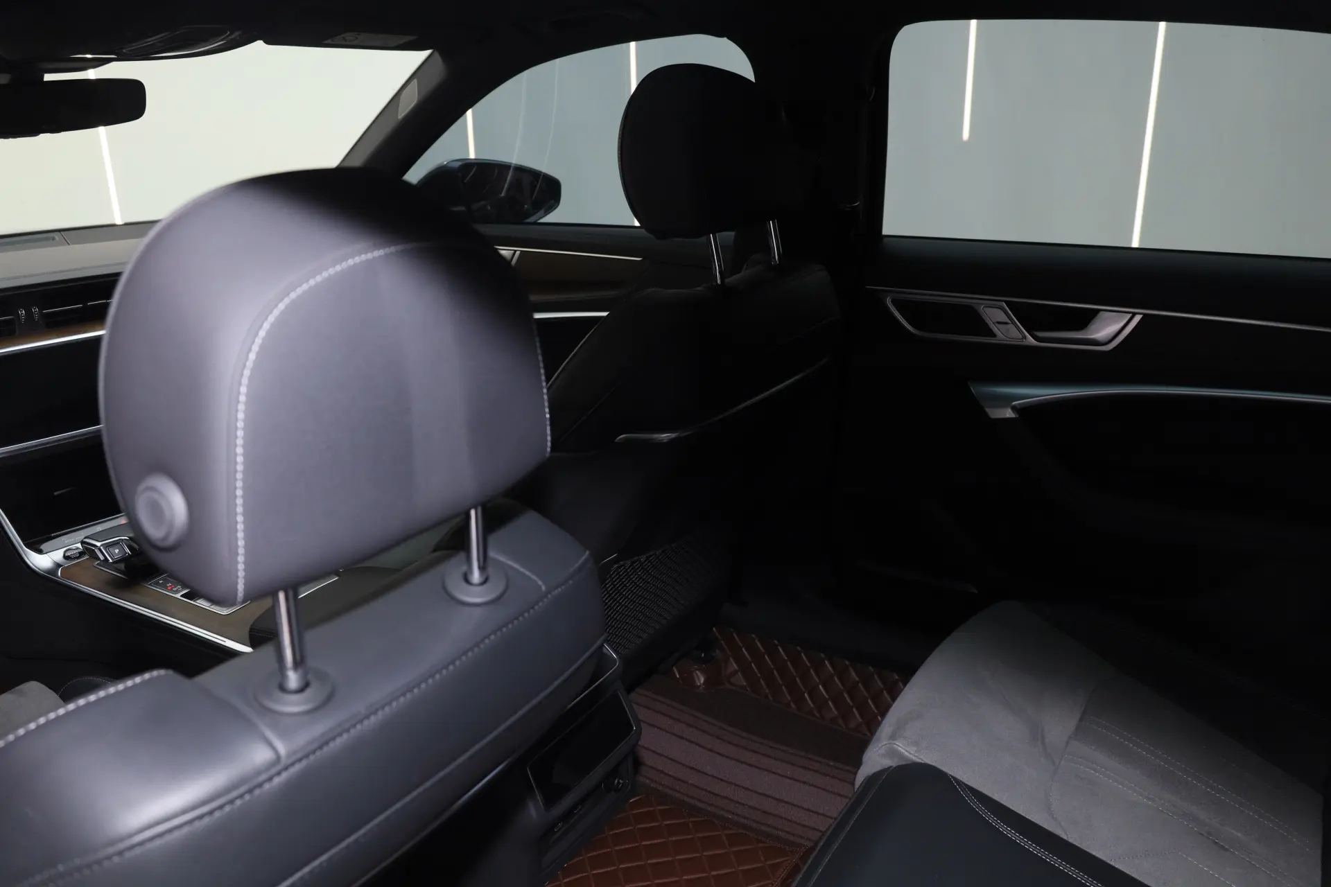 Audi A6L 45 TFSI, 2022 24