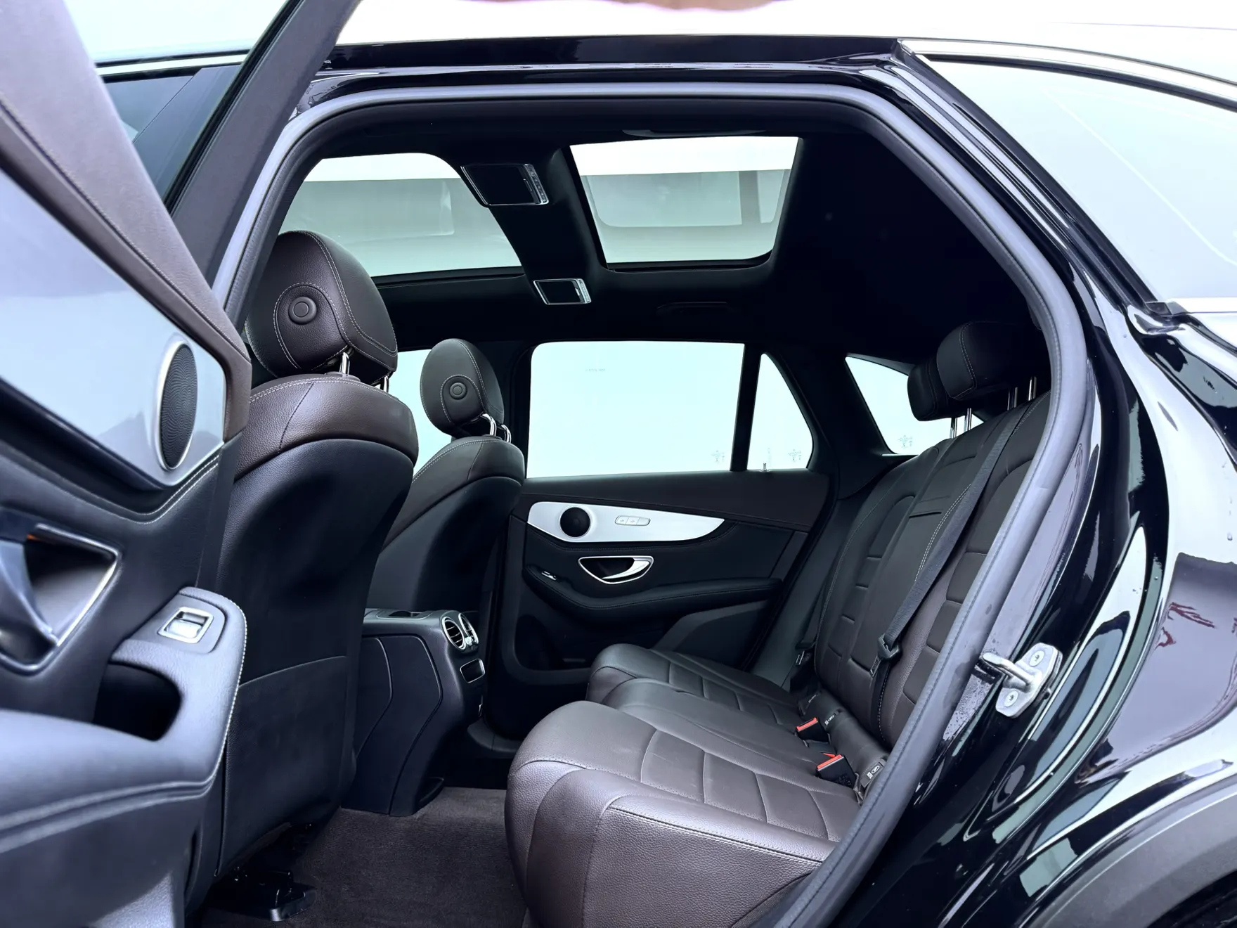 Mercedes-Benz GLC 260 L, 2020 24