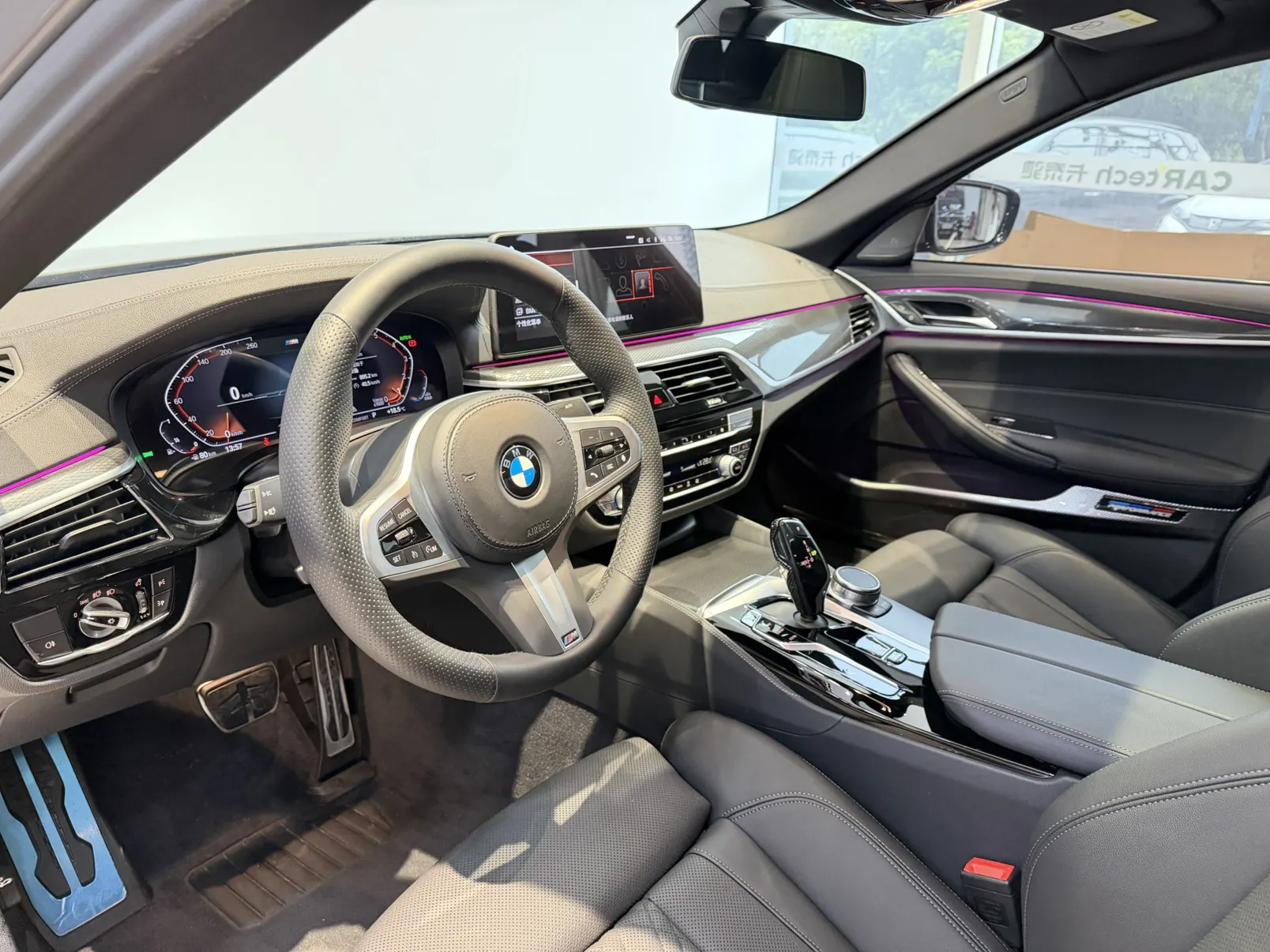 BMW 525i, 2023 24