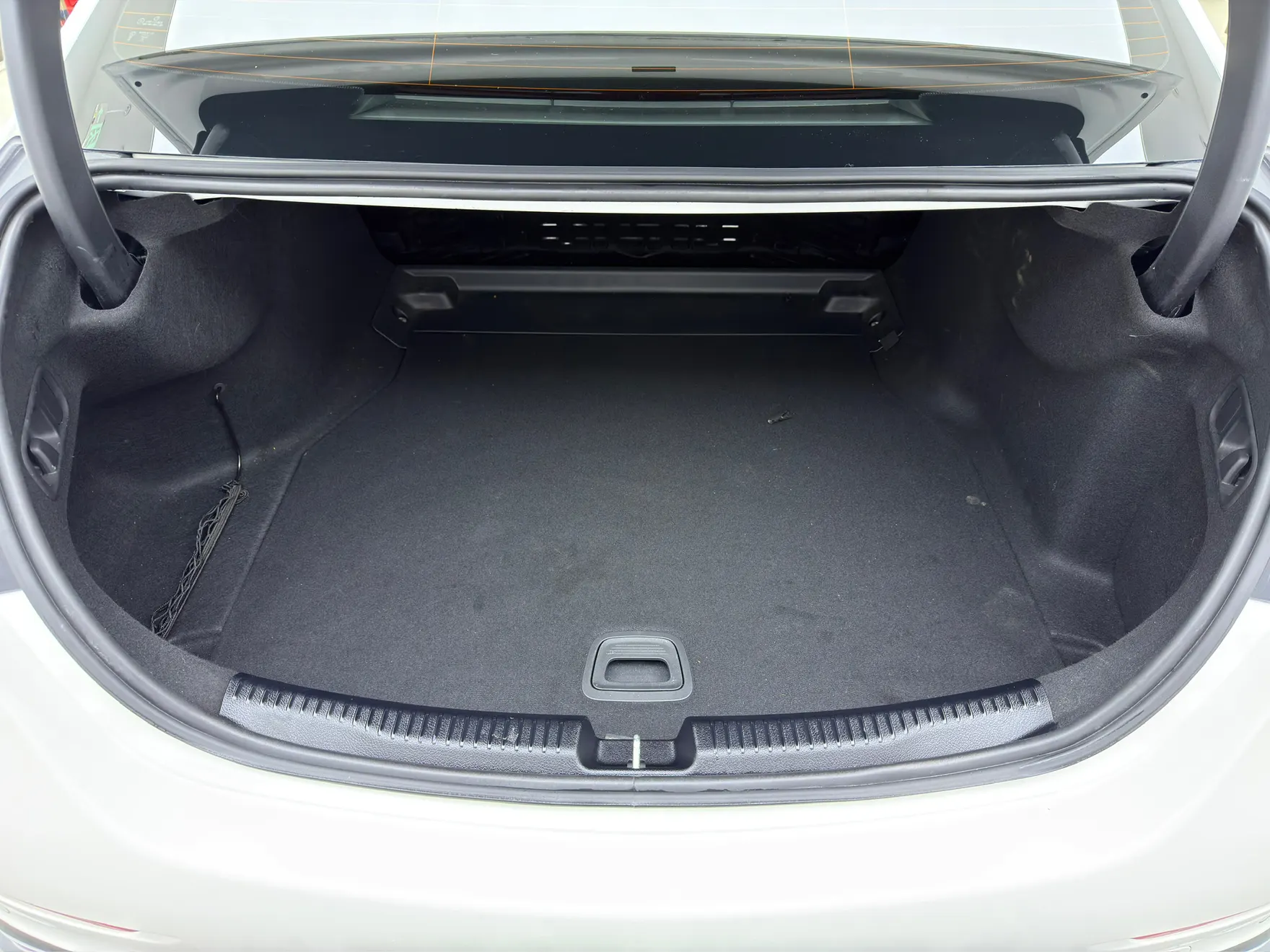 Mercedes-Benz C 260 L, 2024 13