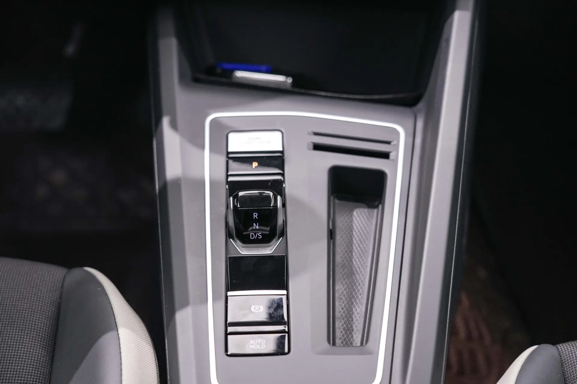 Volkswagen Golf, 2025 24