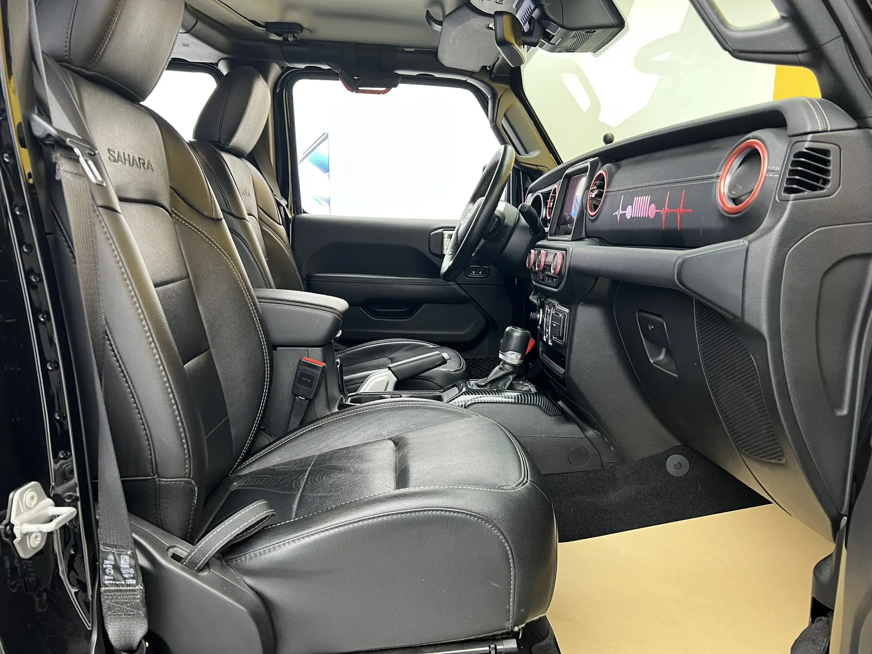 Jeep Wrangler, 2021 18