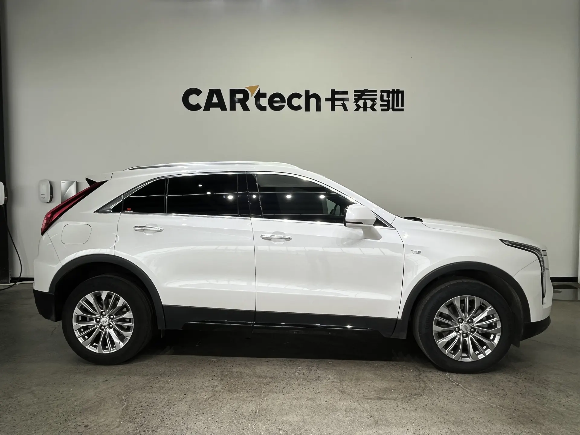 Cadillac XT4, 2023 4