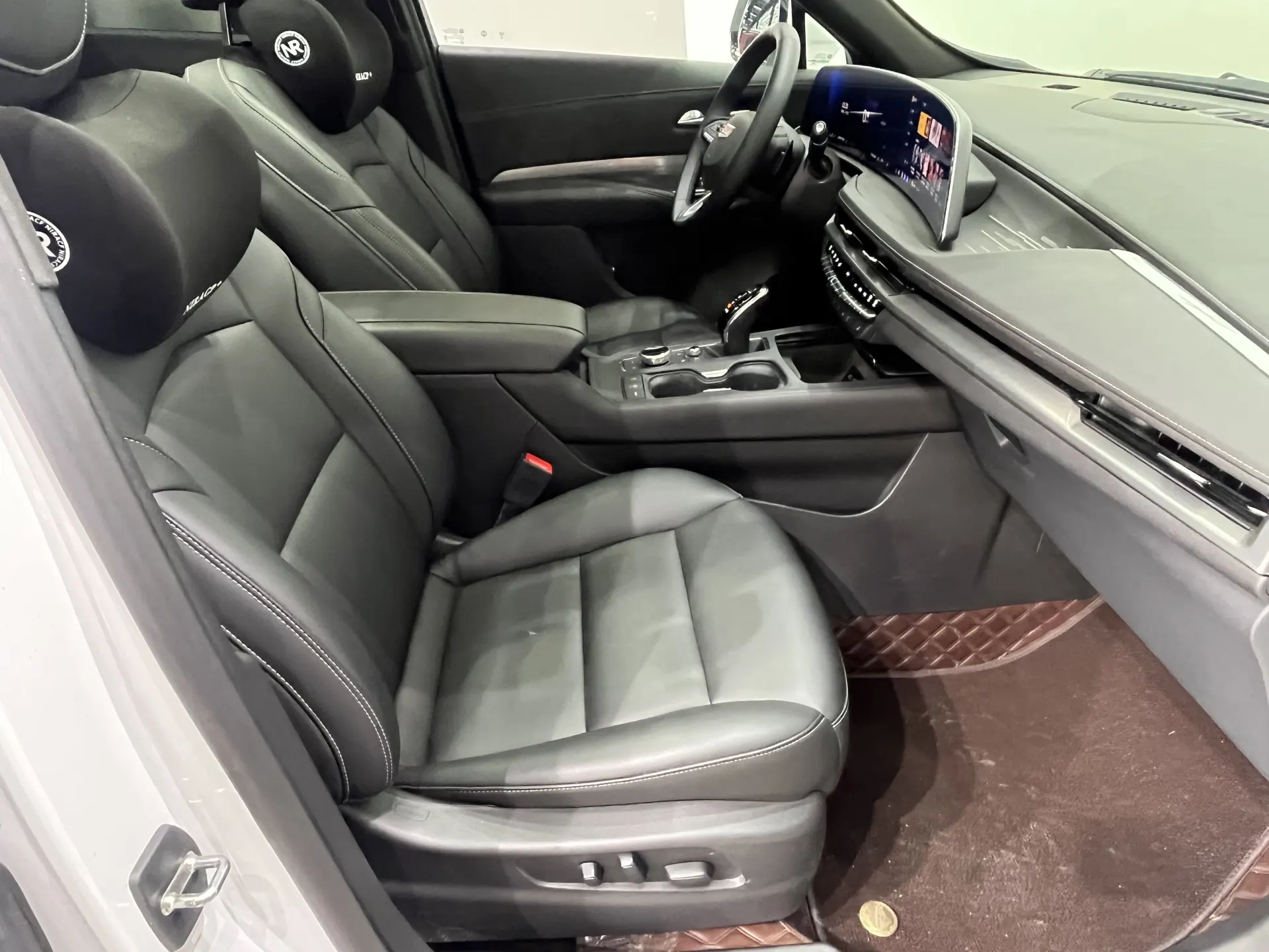 Cadillac XT4, 2023 14