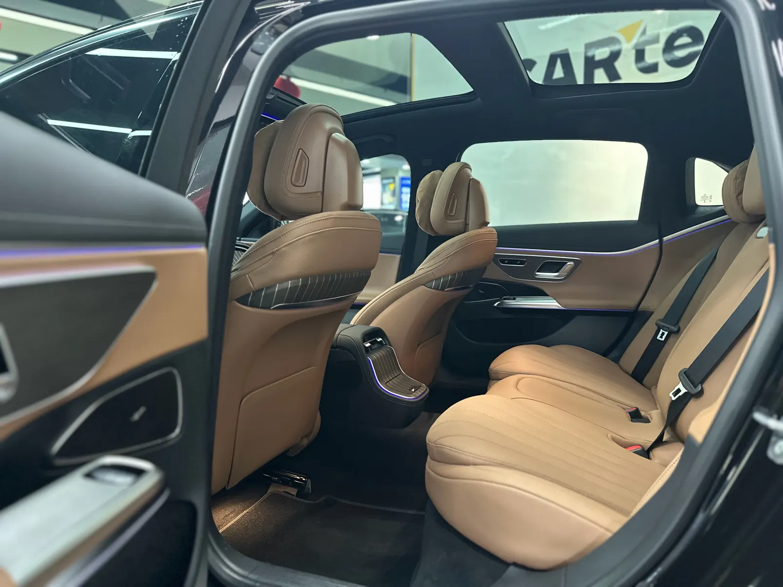 Mercedes-Benz E 300 L, 2024 12